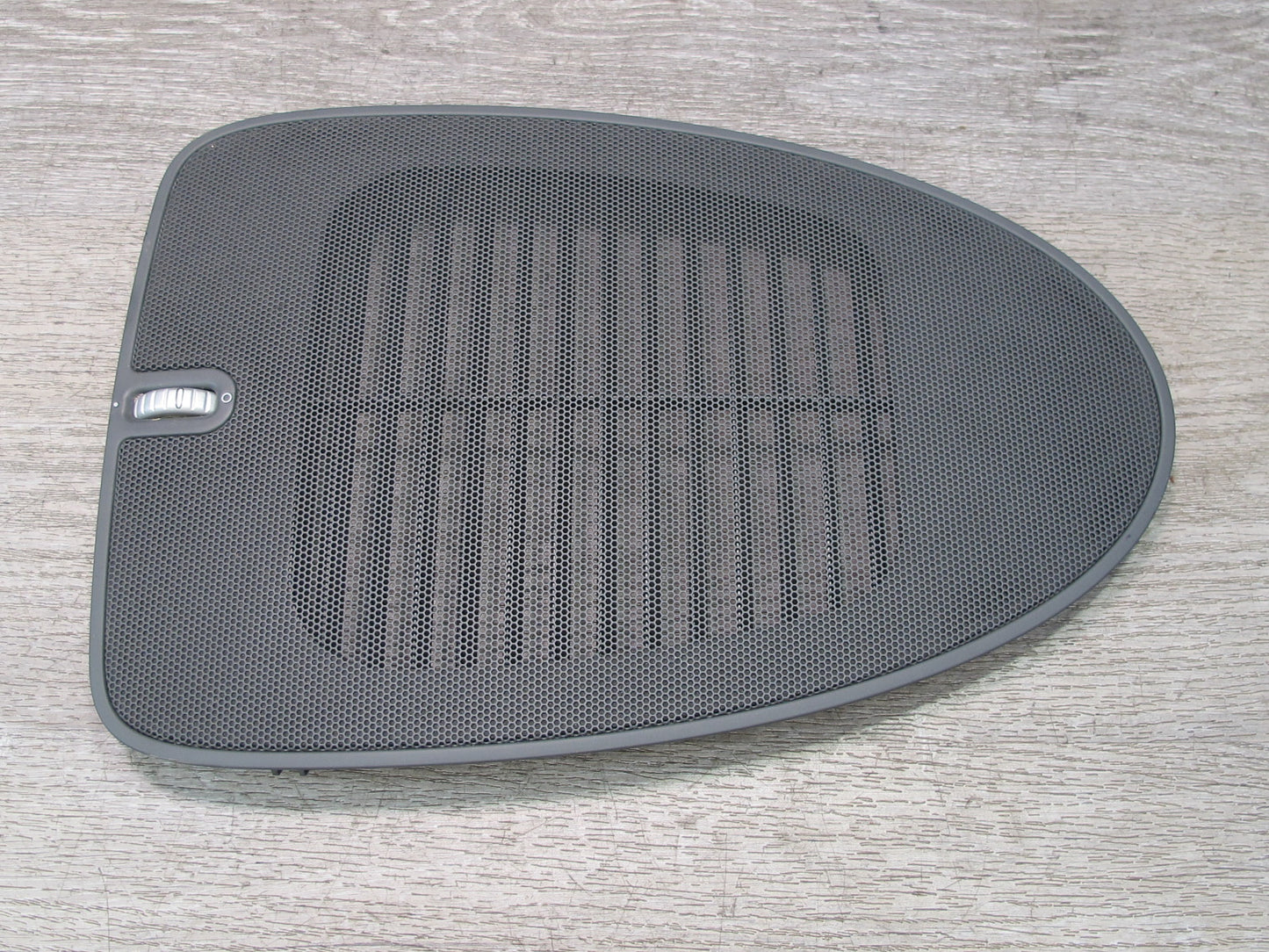 2003-2006 Porsche Cayenne 955 Dash Center Radio Speaker Trim Grille Cover