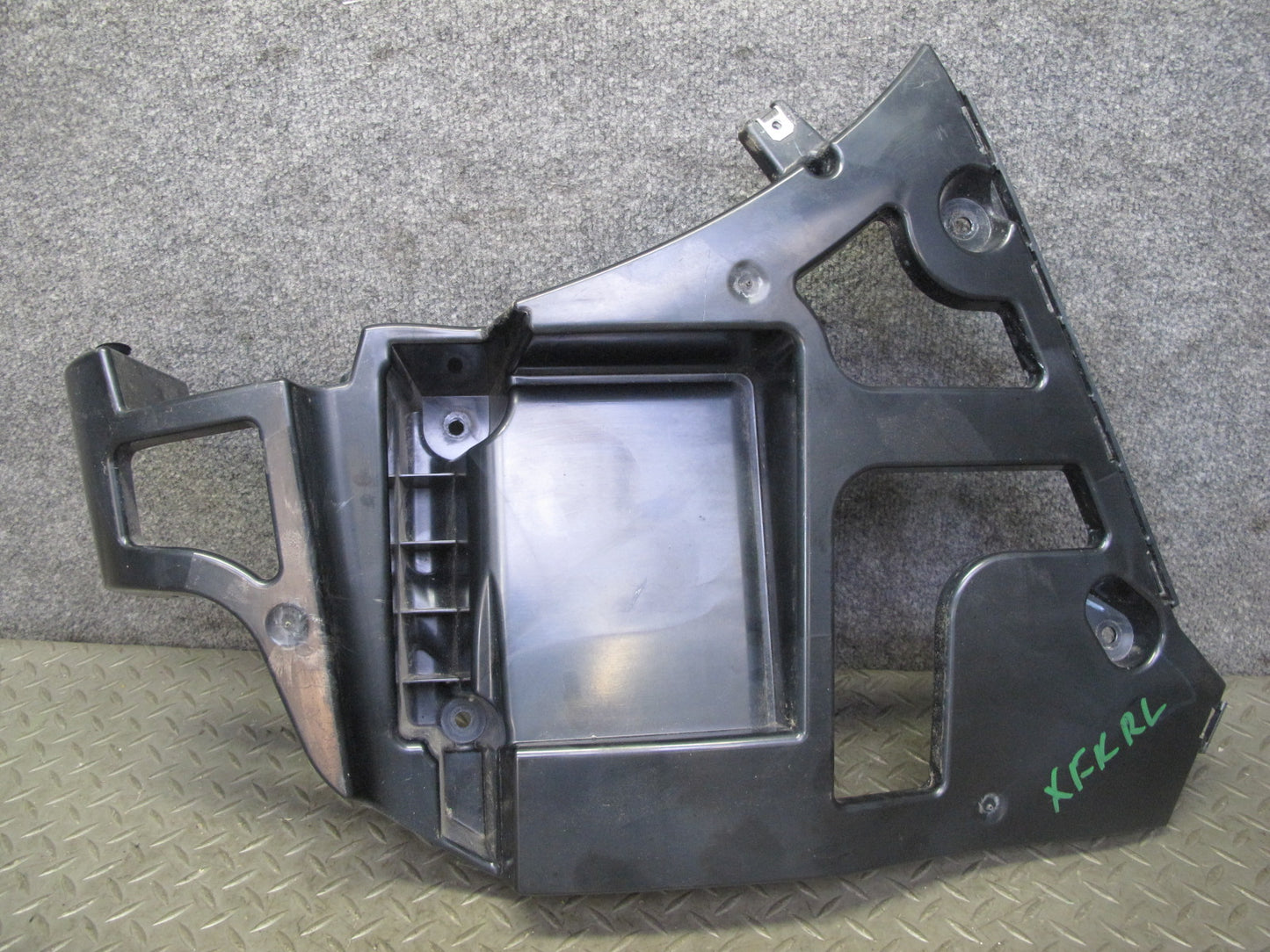 2014-2018 BMW F15 X5 Rear Left Bumper Mount Bracket Support 7294721