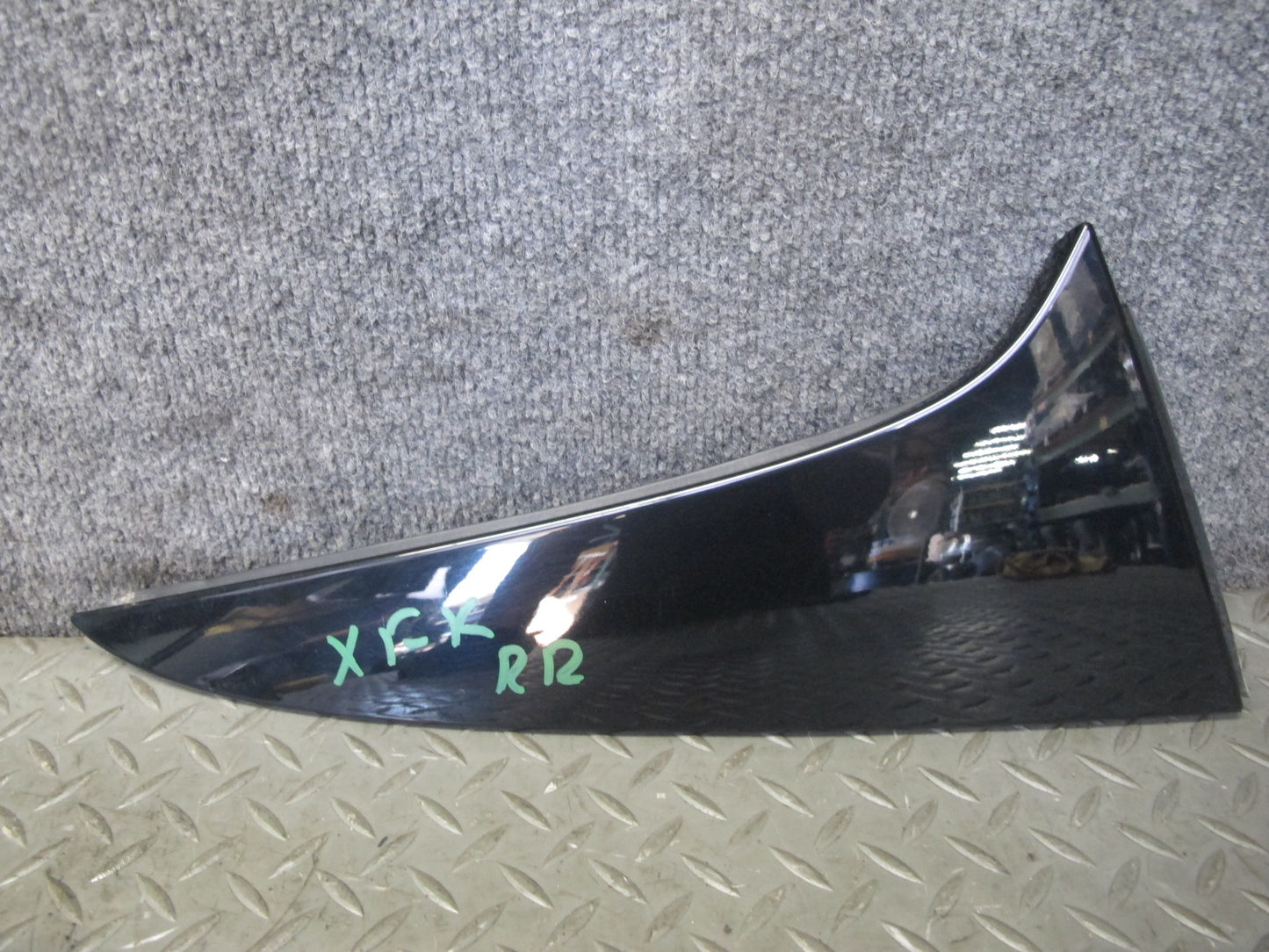 2014-2018 BMW F15 X5 Rear Trunk Lid Liftgate Spoiler Side Trim Molding Set of 2