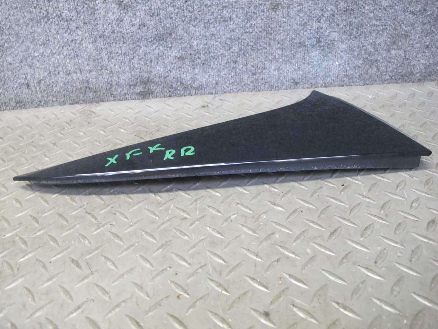2014-2018 BMW F15 X5 Rear Trunk Lid Liftgate Spoiler Side Trim Molding Set of 2