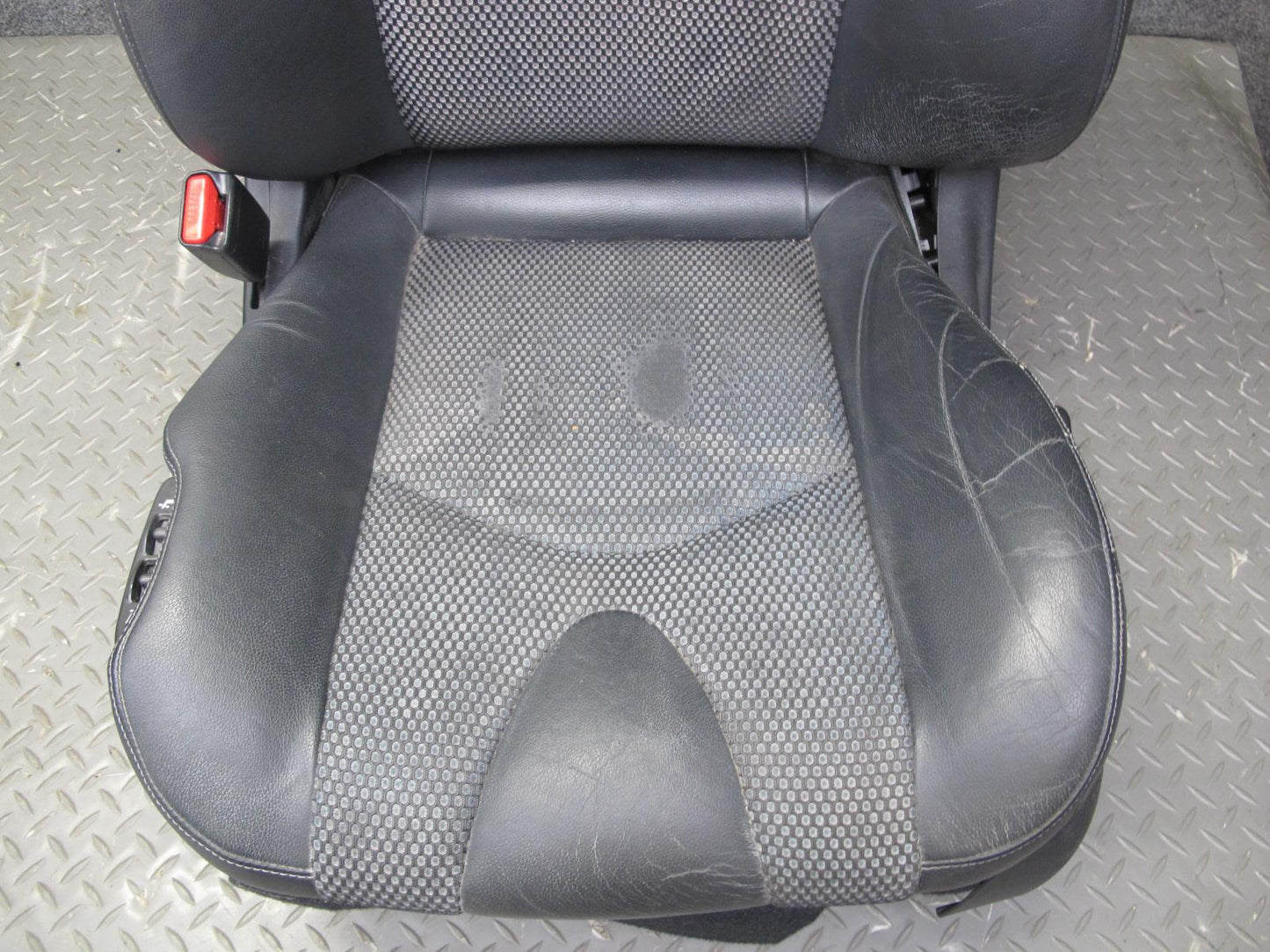 10-19 Nissan Z34 370Z Convertible Set of 2 Left & Right Leather Seat Black OEM