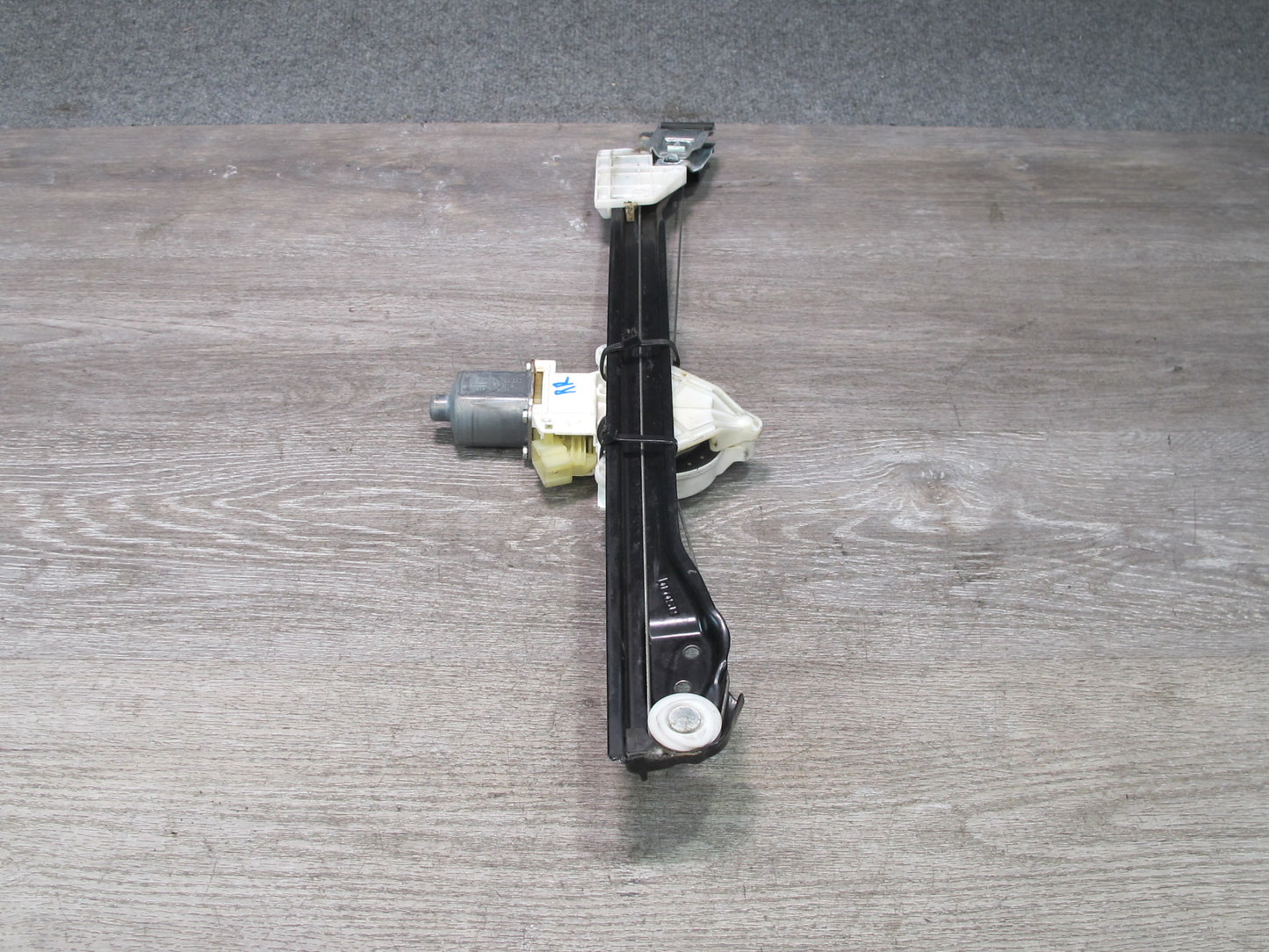 06-11 Mercedes X164 W164 GL ML Rear Right Door Window Regulator w Motor OEM