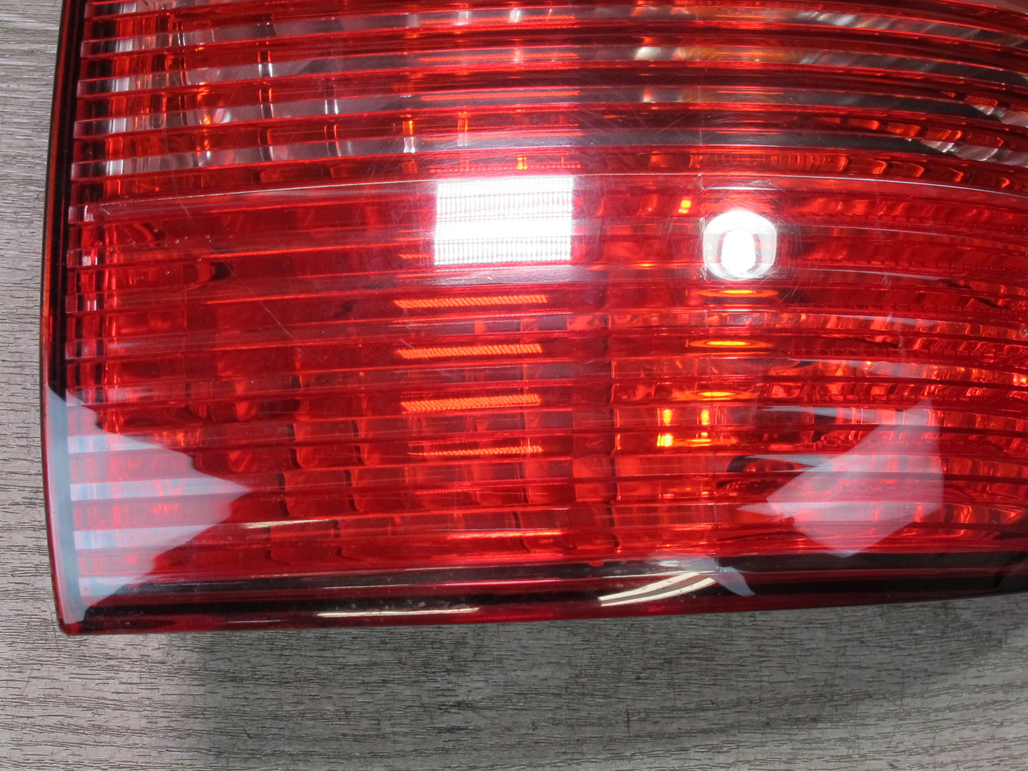 2003-2006 Porsche Cayenne 955 Rear Left Tail Light Lamp