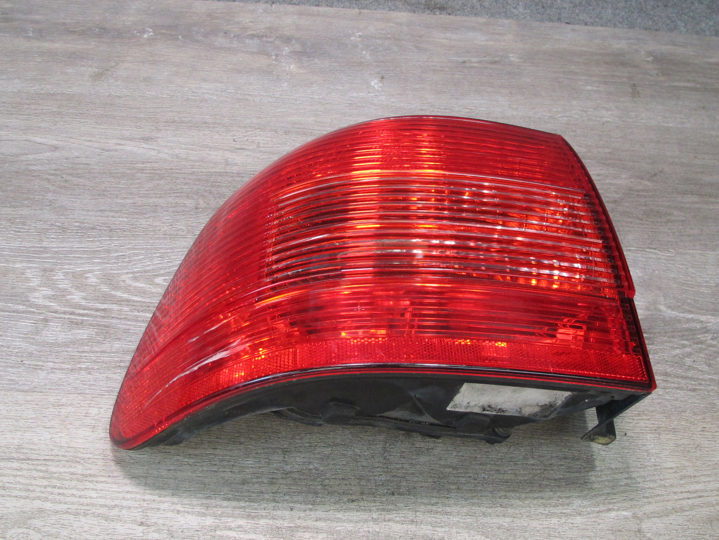 2003-2006 Porsche Cayenne 955 Rear Left Tail Light Lamp