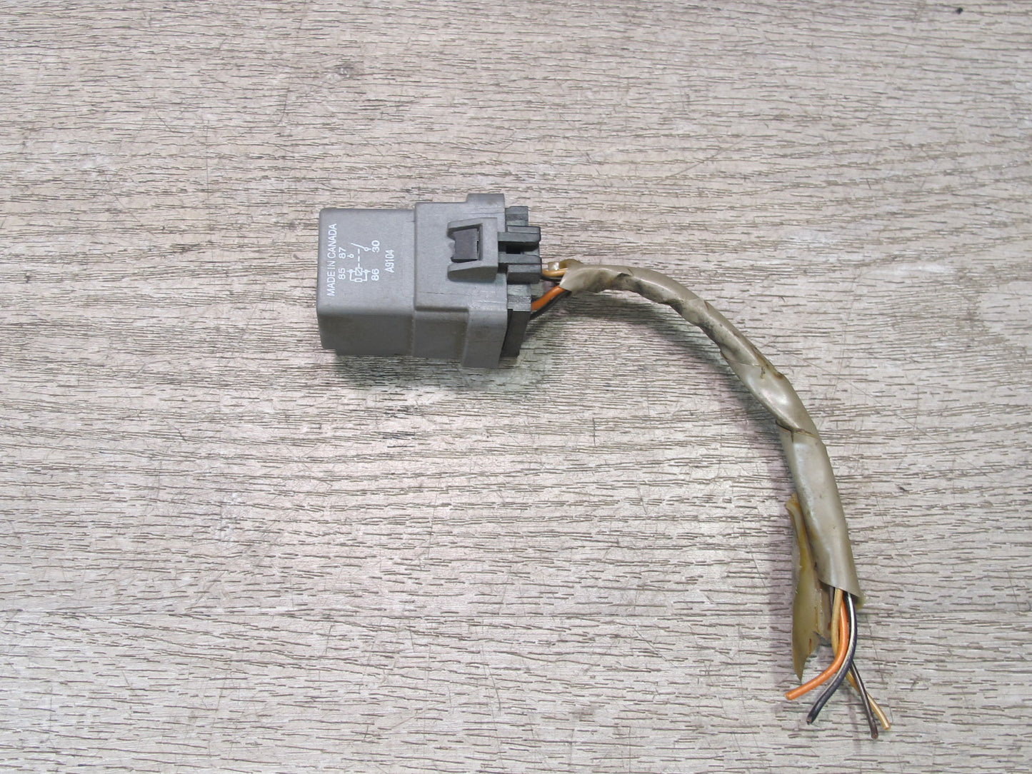 93-02 Pontiac Firebird Multi Purpose Relay Unit Omron 12177235 OEM