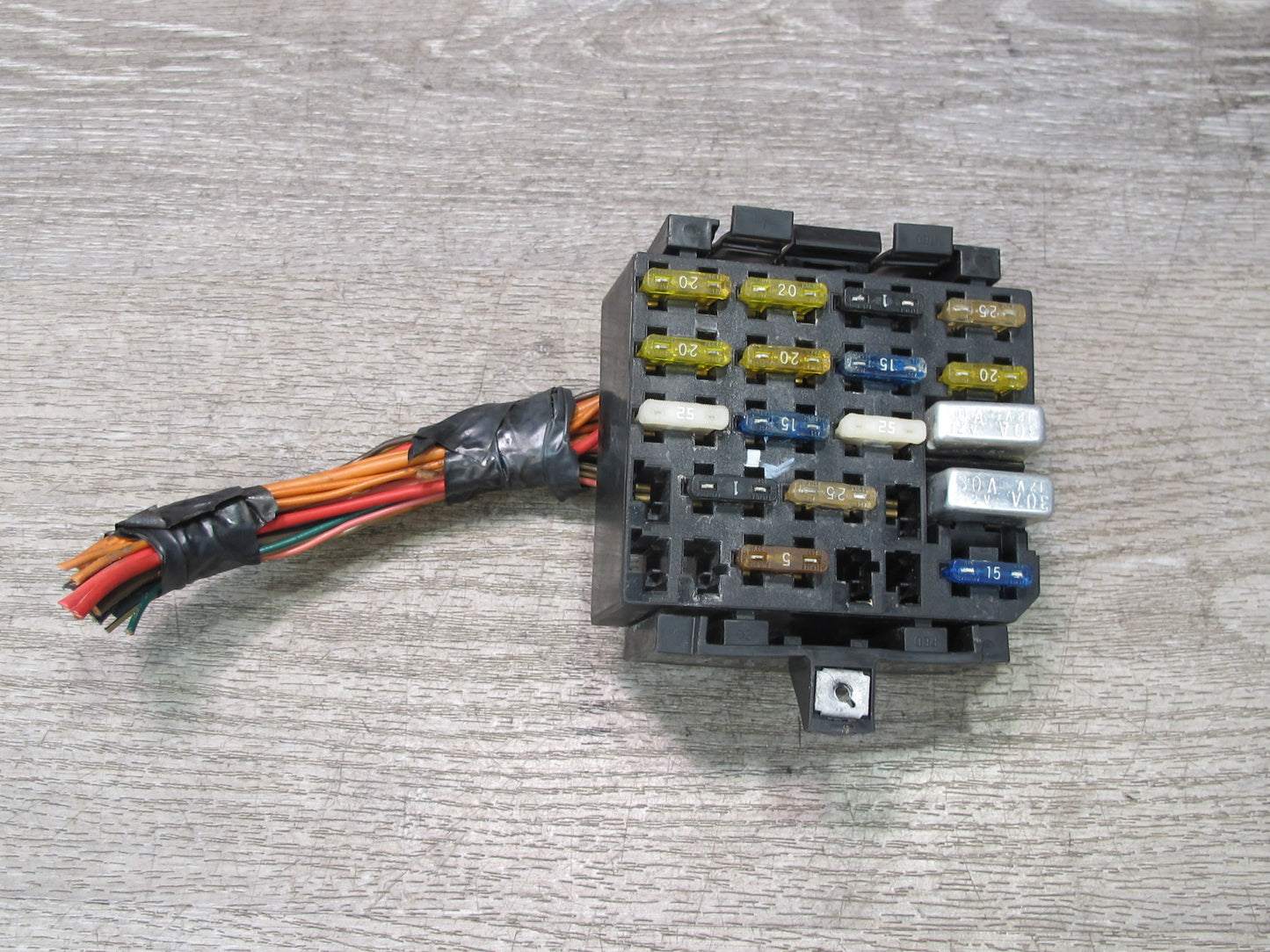 99-02 Pontiac Firebird Under Dash Fuse Relay Box Module Unit OEM