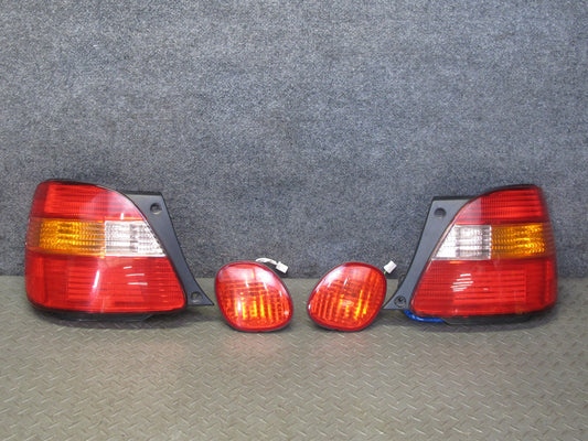 98-00 Lexus JZS160L GS300 GS400 Set of 4 Rear Inner & Outer Tail Light Lamp OEM