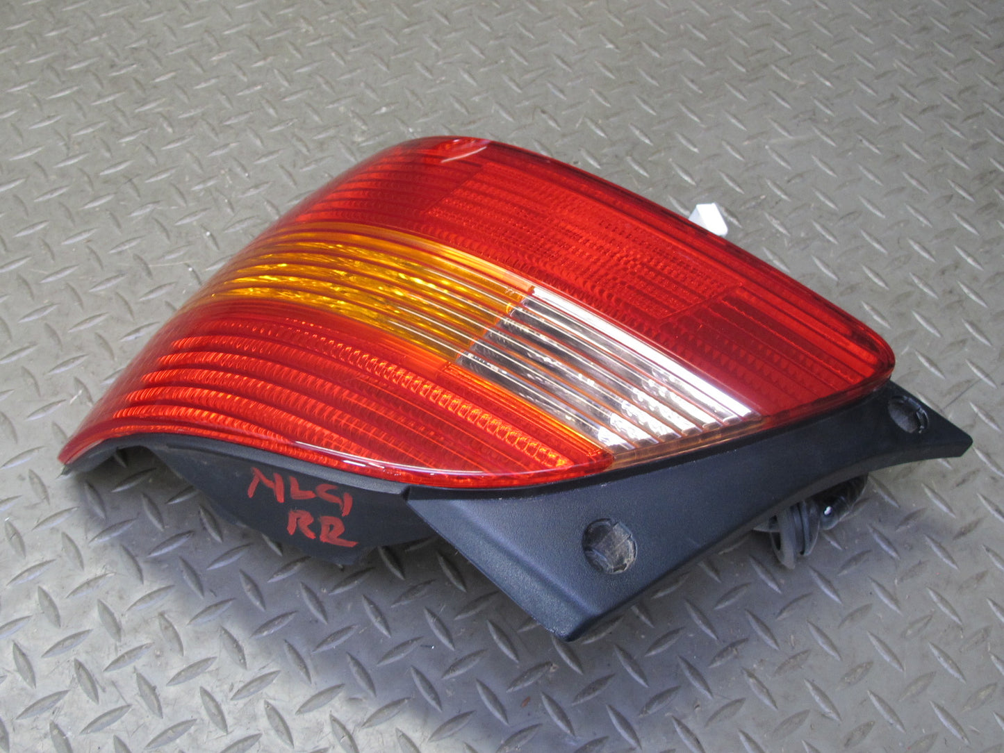 98-00 Lexus JZS160L GS300 GS400 Set of 4 Rear Inner & Outer Tail Light Lamp OEM