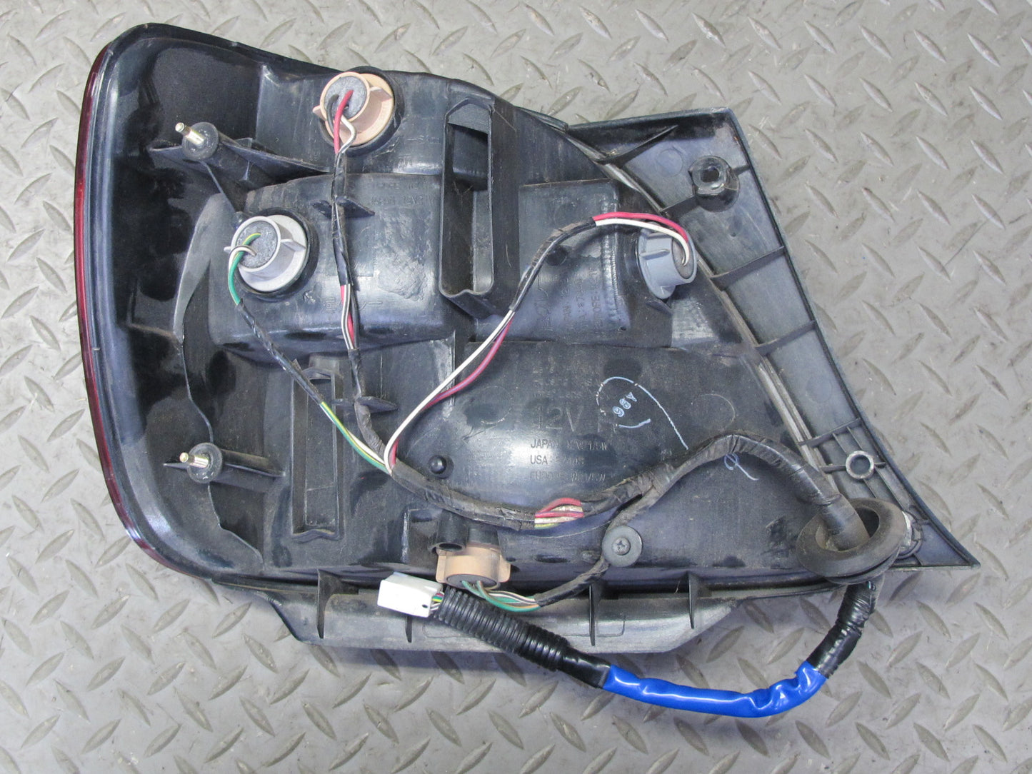 98-00 Lexus JZS160L GS300 GS400 Set of 4 Rear Inner & Outer Tail Light Lamp OEM