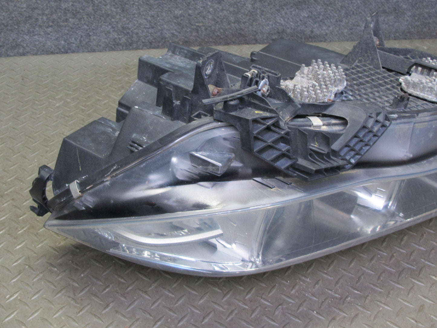 2014-2018 BMW F15 X5 Front Left Xenon Adaptive Headlight Lamp w Ballast 7399119