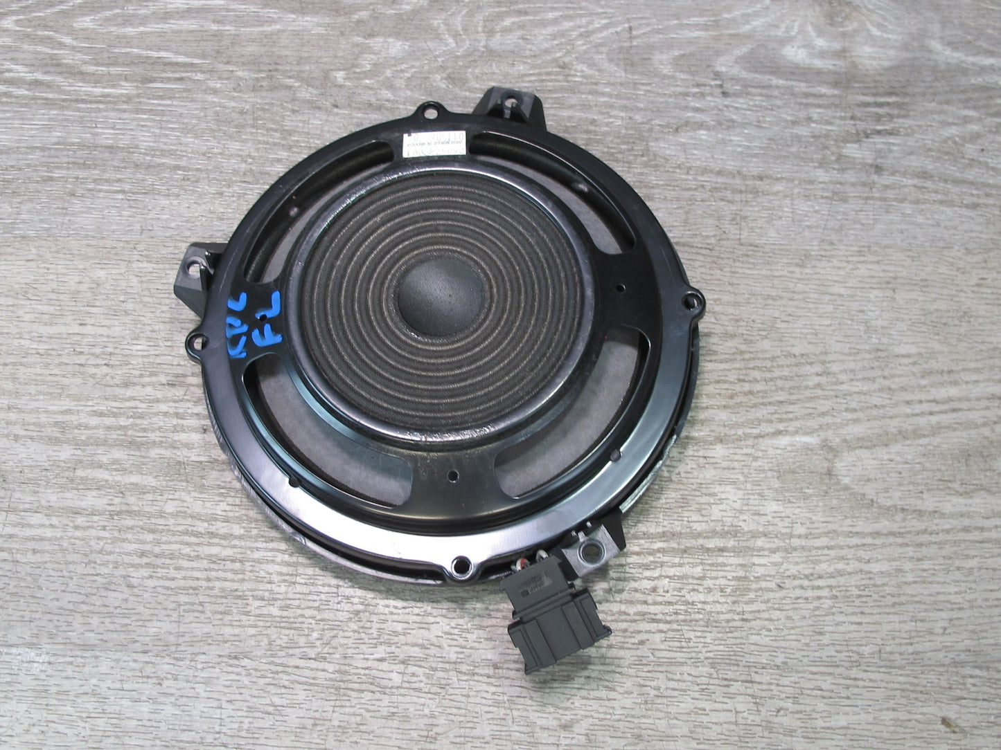2003-2010 Porsche Cayenne 957 Front Left & Right Bose Subwoofer Speaker Set