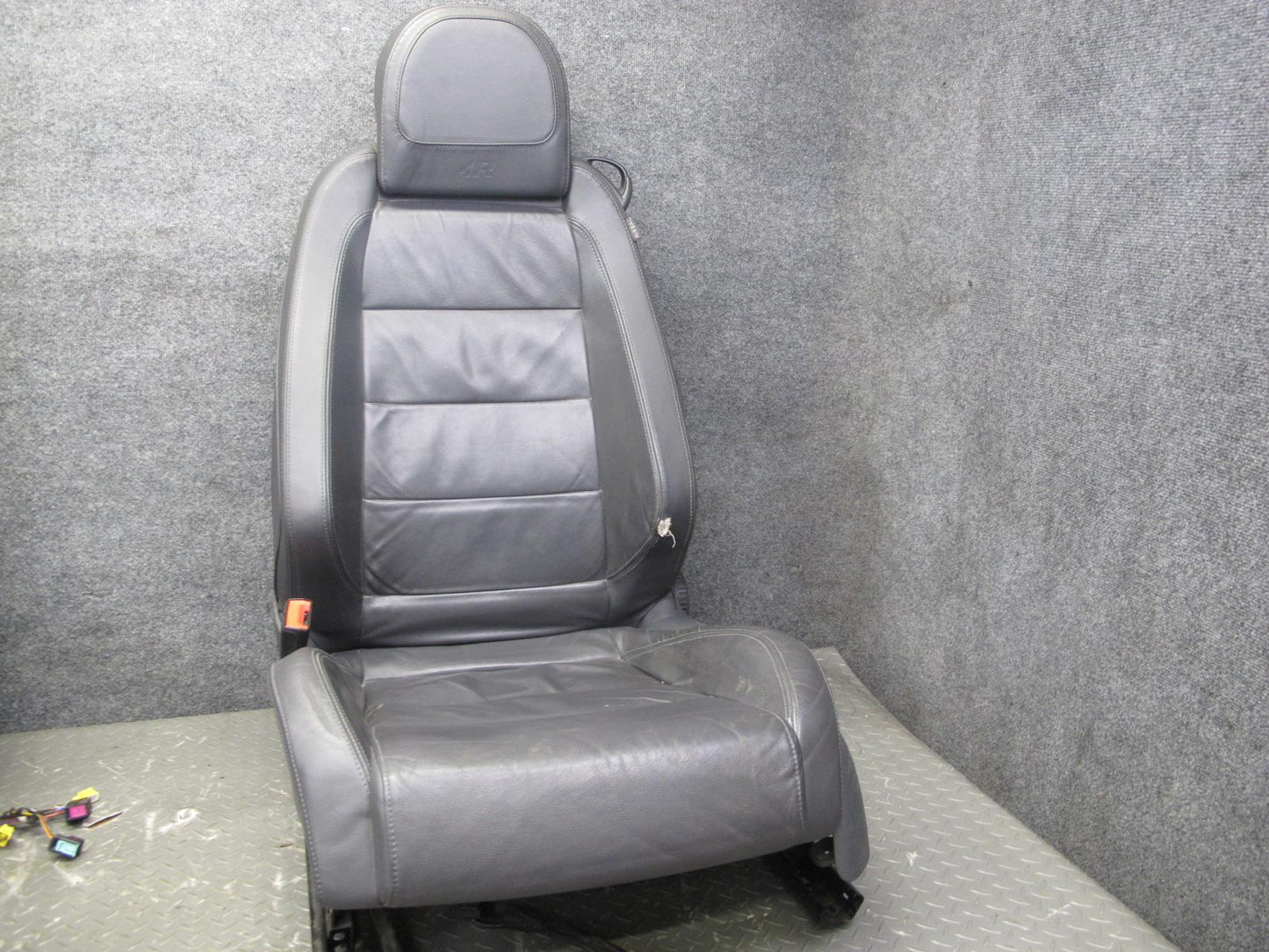 2008 VW Golf MK5 R32 2-DOOR Front & Rear Sport Seat Set Leather Anthracite OEM