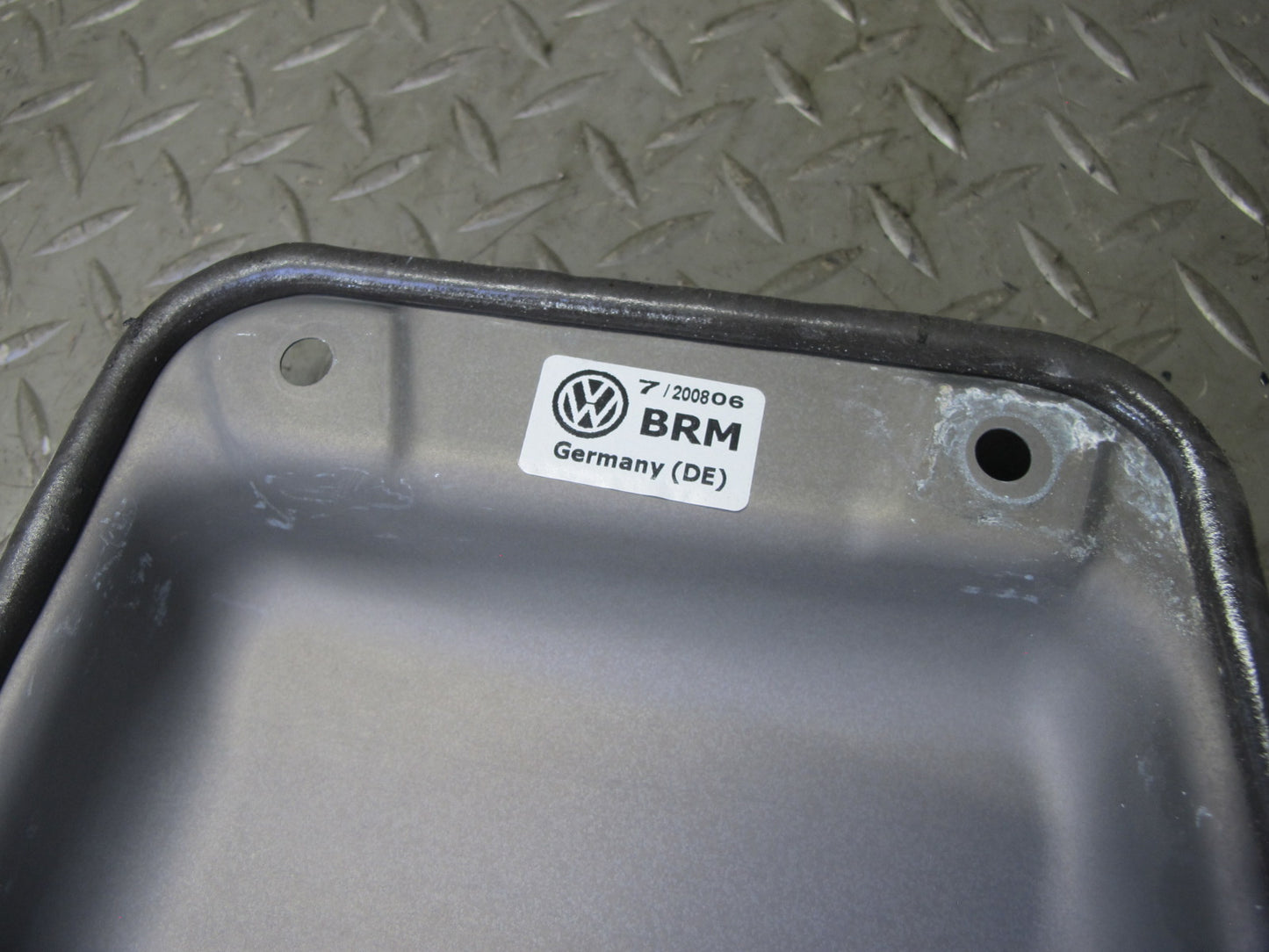 06-09 VW R32 GTI Rabbit MK5 2-DR Right Door Window Regulator OEM
