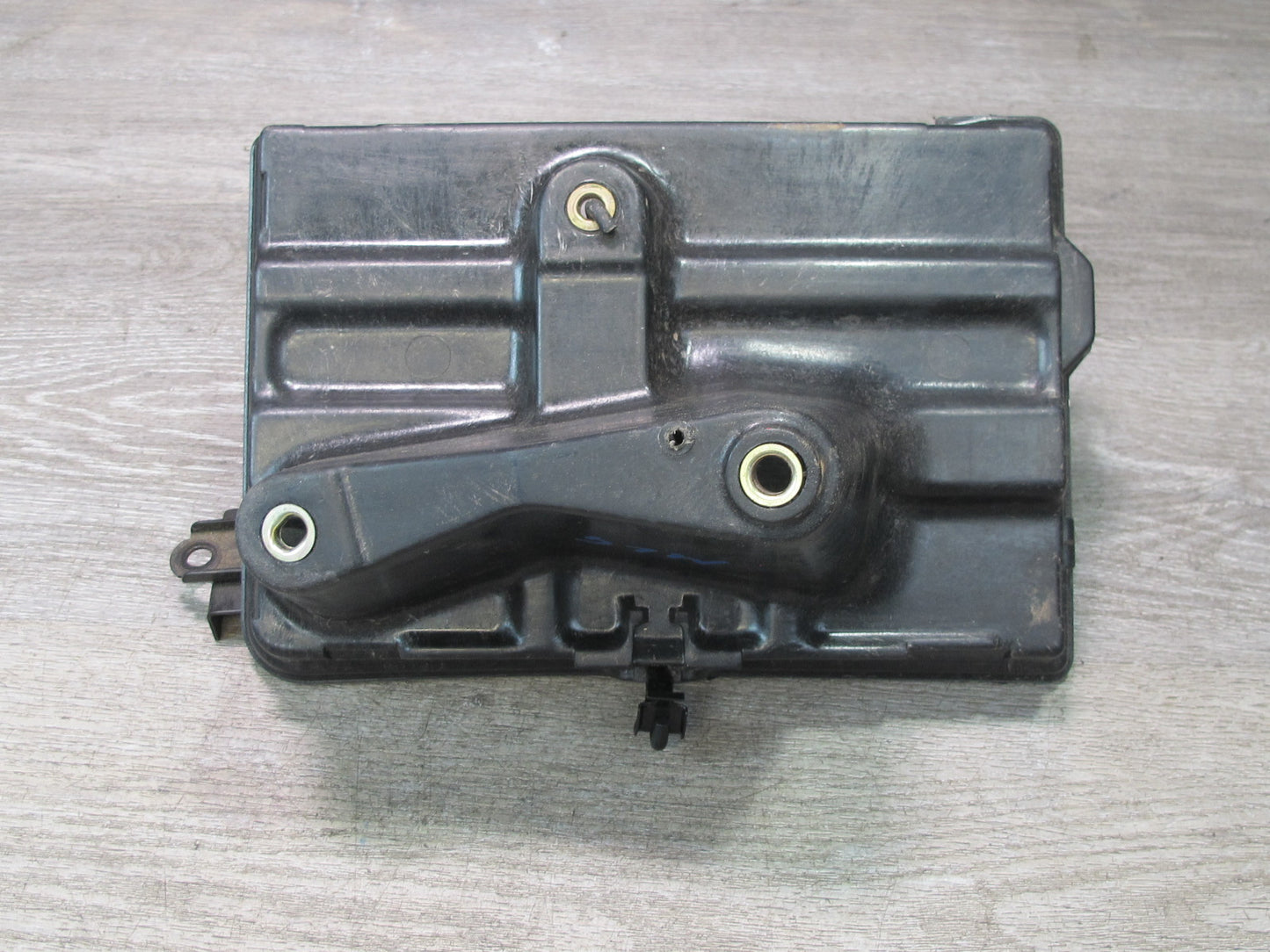 98-05 Lexus JZS160L GS400 GS300 Battery Tray Base Holder Bracket 74431-30150 OEM
