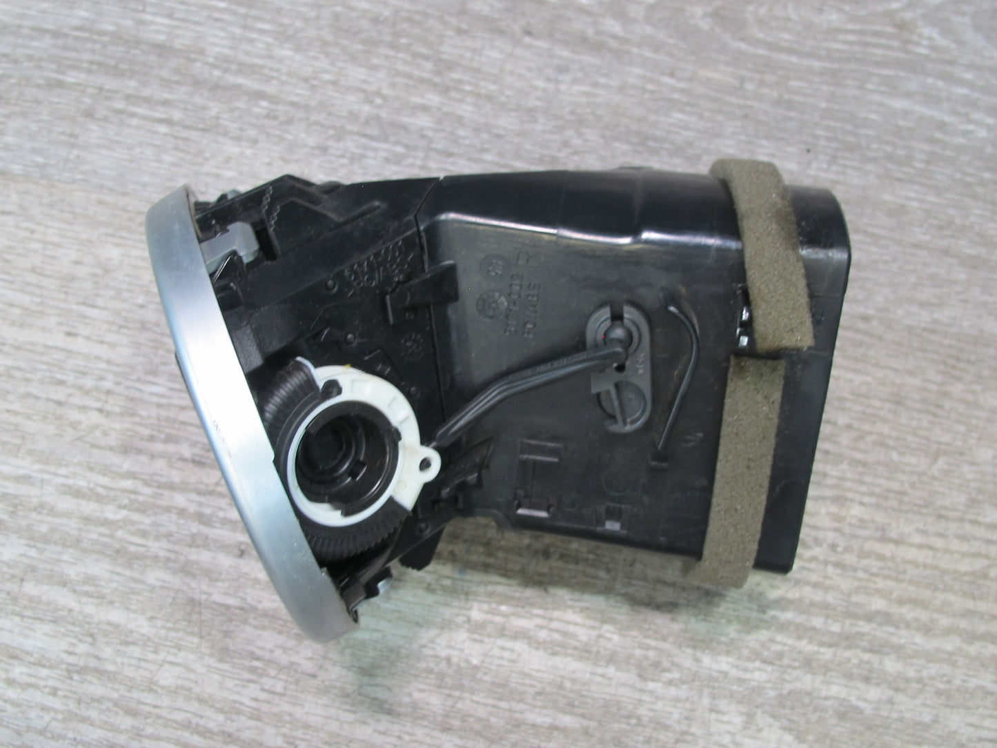 06-11 Mercedes W164 Ml-class Front Dash & Rear Center Console Air Vent Set OEM