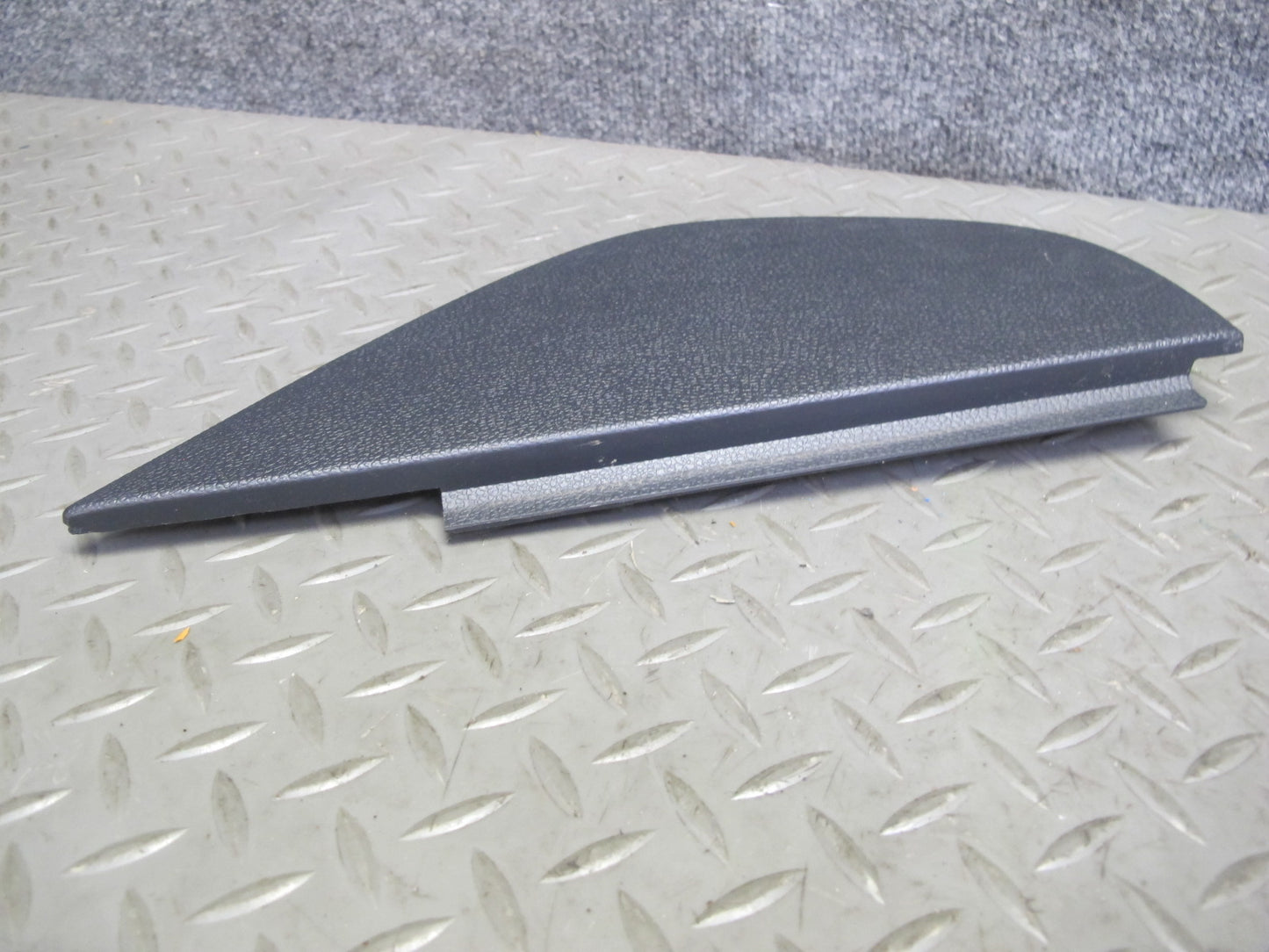 05-10 VW Jetta Rabbit R32 GTI Set of 2 Left & Right Dash END Cap Cover Trim OEM