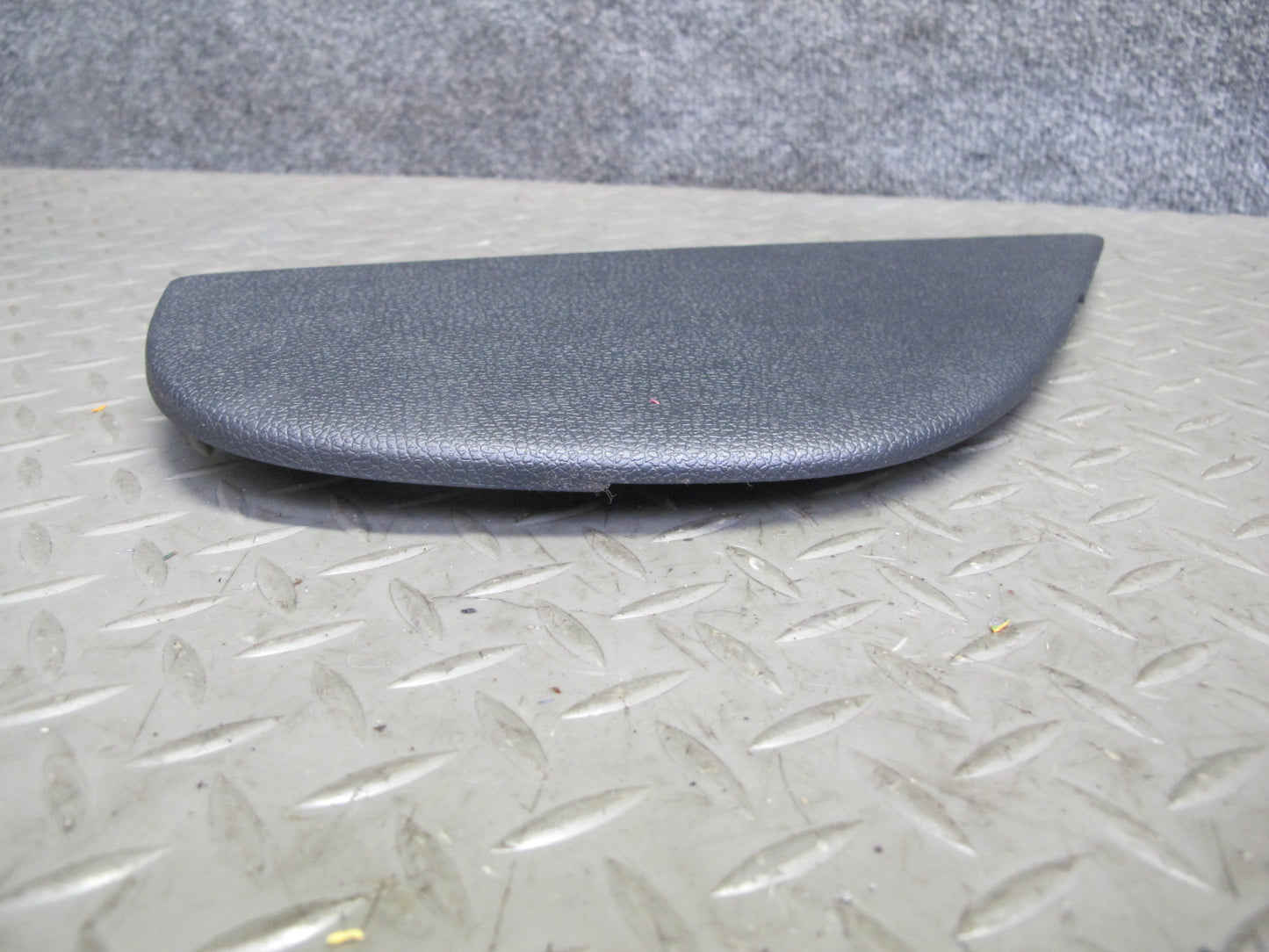 05-10 VW Jetta Rabbit R32 GTI Set of 2 Left & Right Dash END Cap Cover Trim OEM