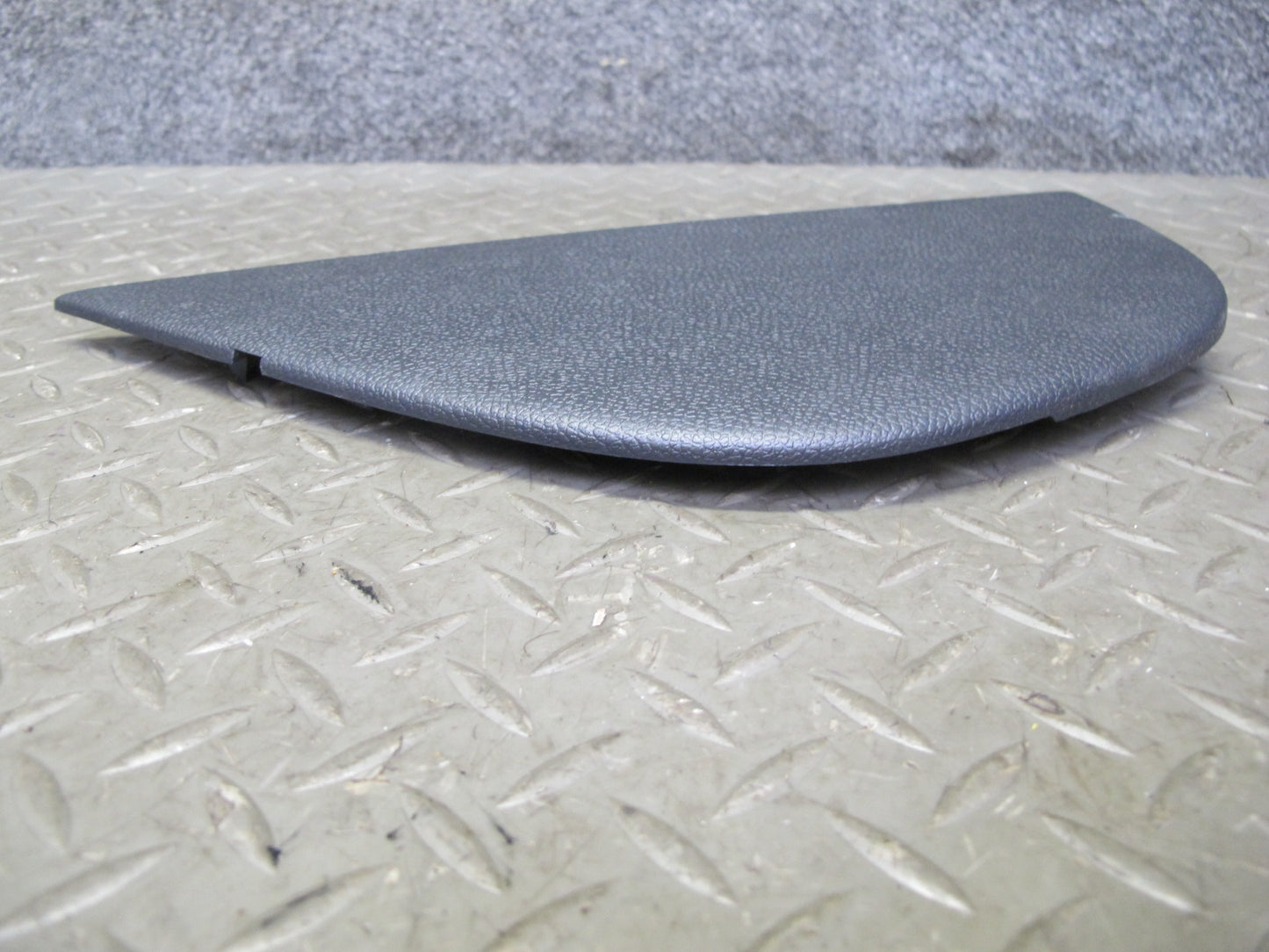 05-10 VW Jetta Rabbit R32 GTI Set of 2 Left & Right Dash END Cap Cover Trim OEM