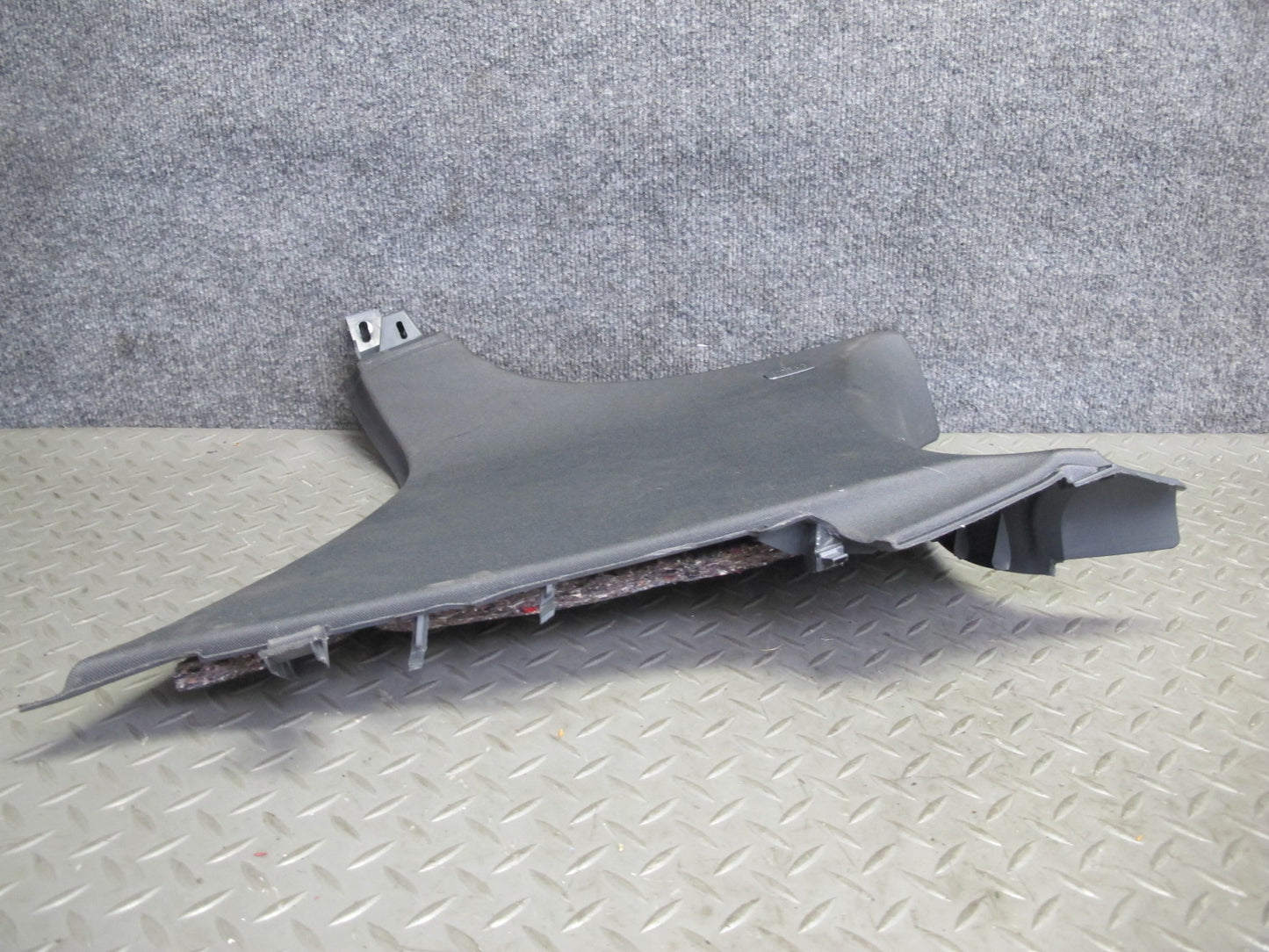 06-09 VW MK5 R32 GTI Rabbit 2-DR Rear Left & Right Quarter C Pillar Trim Set OEM