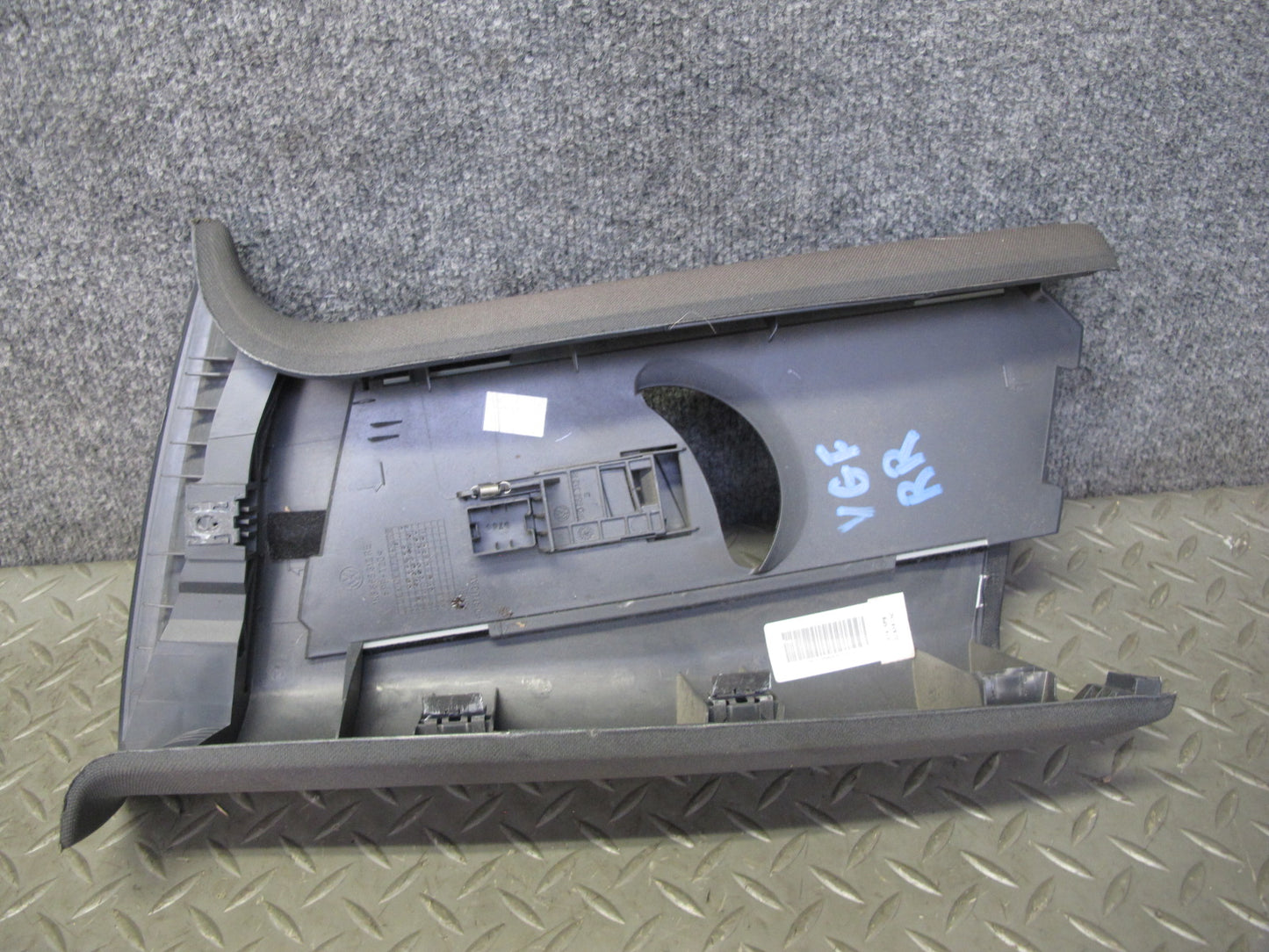 06-09 VW Rabbit Golf GTI R32 2-DR Left & Right B Pillar Trim Cover Panel Set OEM