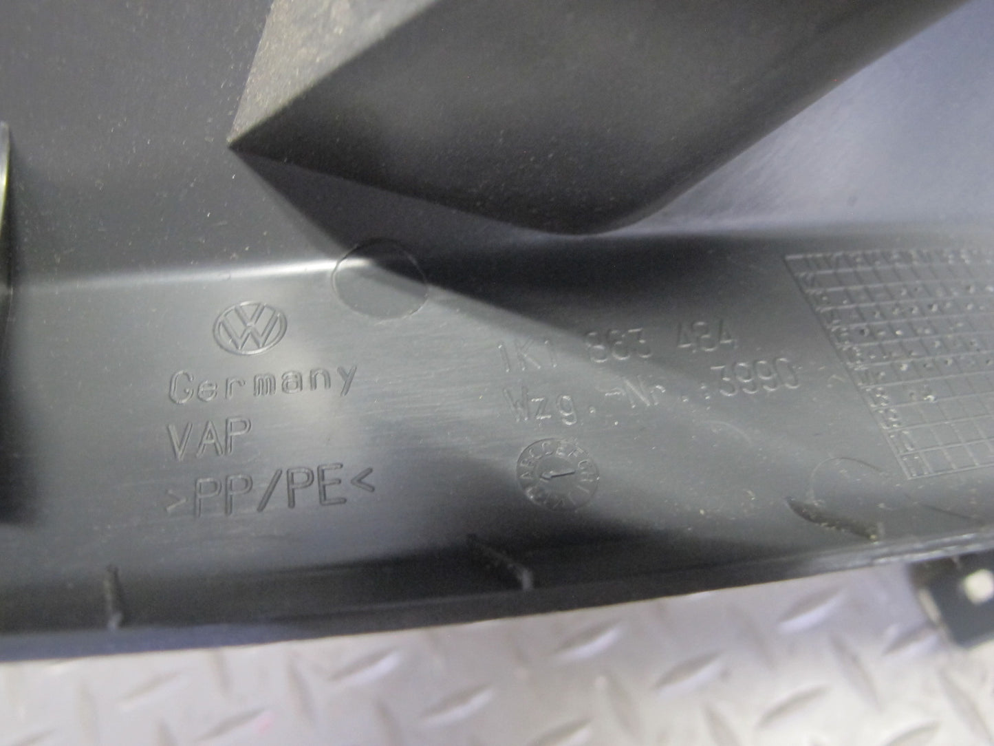 06-09 VW Golf MK5 R32 Set of 2 Front Left & Right Kick Trim Cover Panel OEM