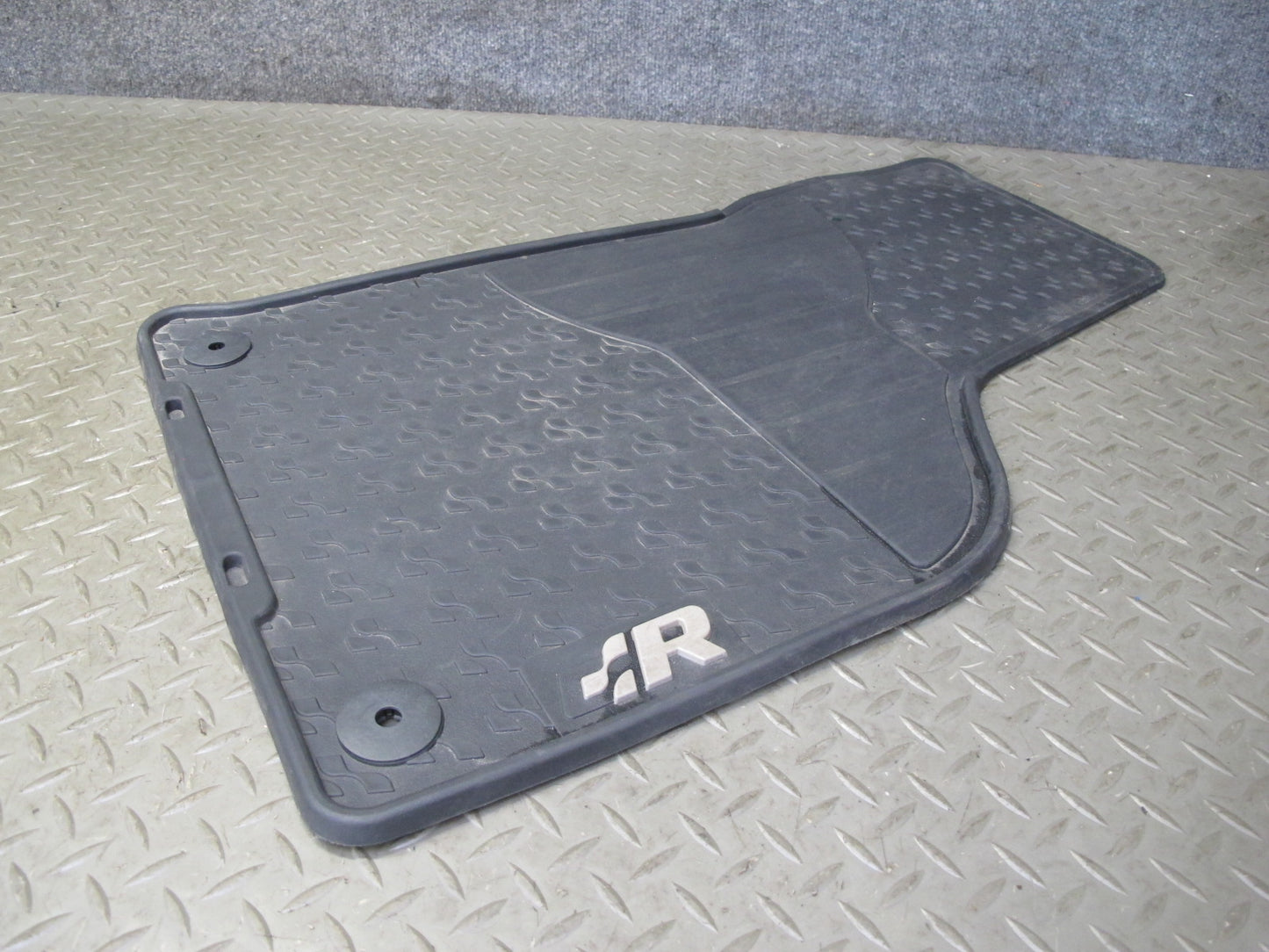 2008 Volkswagen VW Golf R32 MK5 VR6 Set of 4 Rubber Floor MAT 1K1061554 OEM