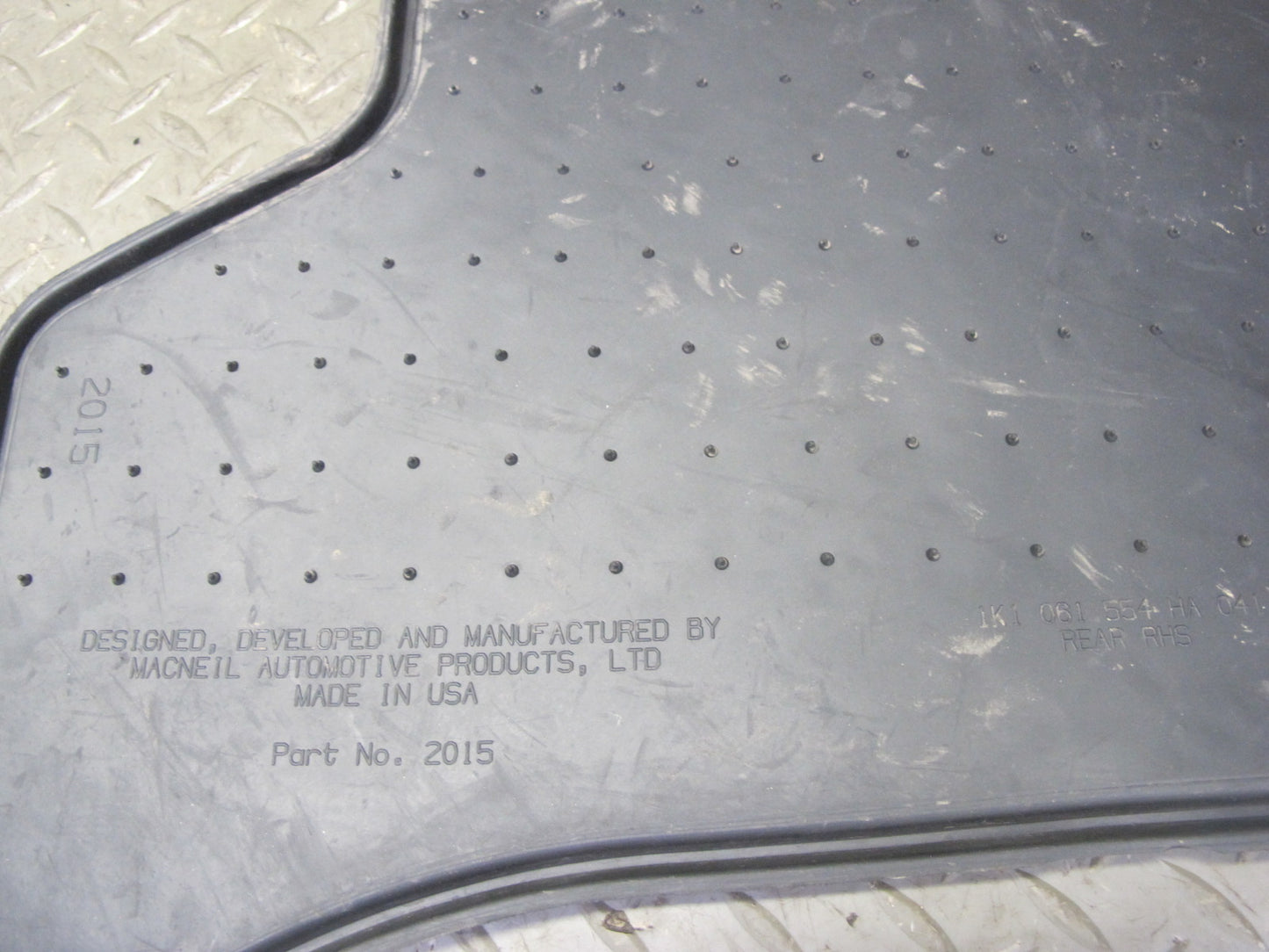 2008 Volkswagen VW Golf R32 MK5 VR6 Set of 4 Rubber Floor MAT 1K1061554 OEM