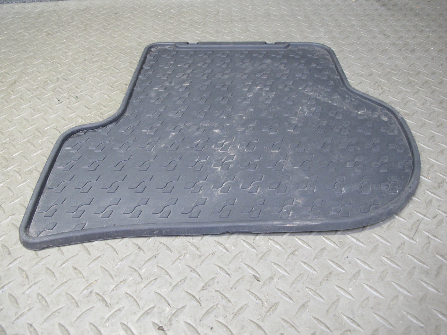 2008 Volkswagen VW Golf R32 MK5 VR6 Set of 4 Rubber Floor MAT 1K1061554 OEM