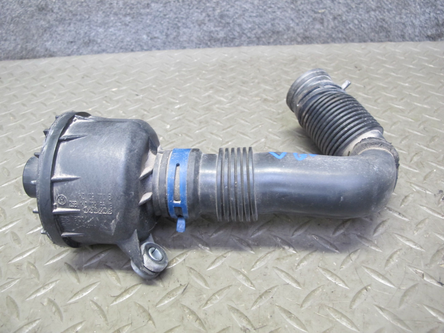 2008 VW R32 VR6 3.2L Engine Air Intake Resonator w Duct Hose Pipe OEM