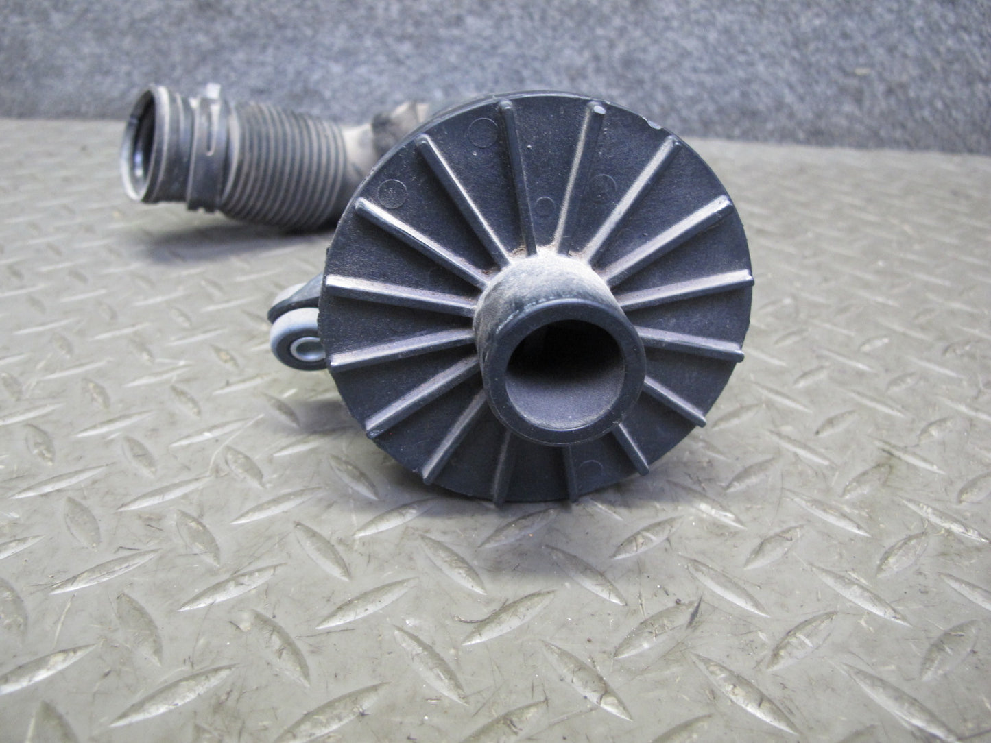 2008 VW R32 VR6 3.2L Engine Air Intake Resonator w Duct Hose Pipe OEM