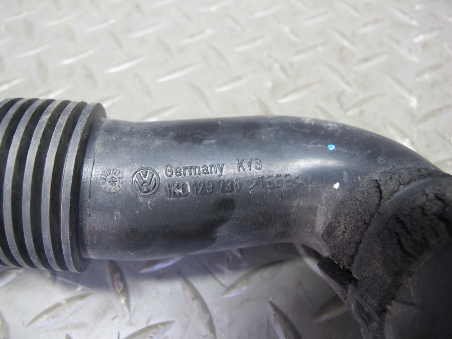 2008 VW R32 VR6 3.2L Engine Air Intake Resonator w Duct Hose Pipe OEM