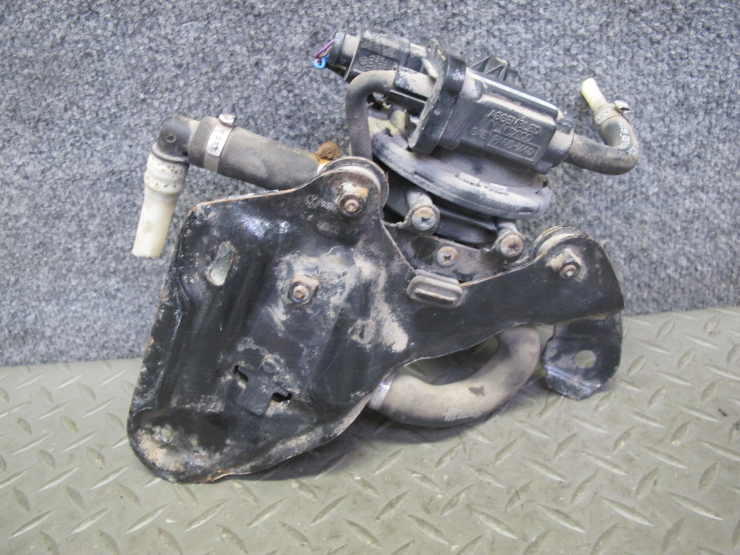 03-09 VW Golf R32 MK5 Secondary Air Injection Smog Pump 1K0906201B OEM