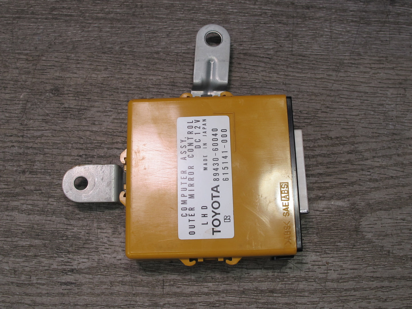2003-2007 Lexus UZJ100L LX470 Outer Mirror Memory Control Module 89430-60040