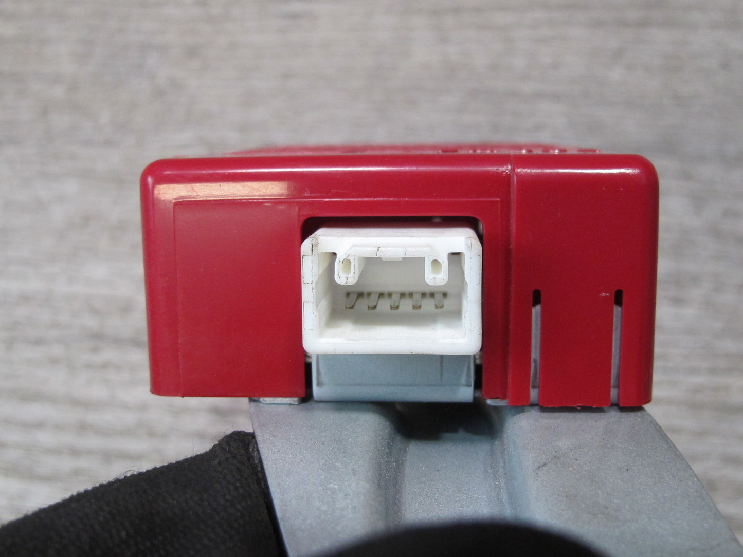 2003-2007 Lexus UZJ100L LX470 Door Control Receiver Computer Control Module