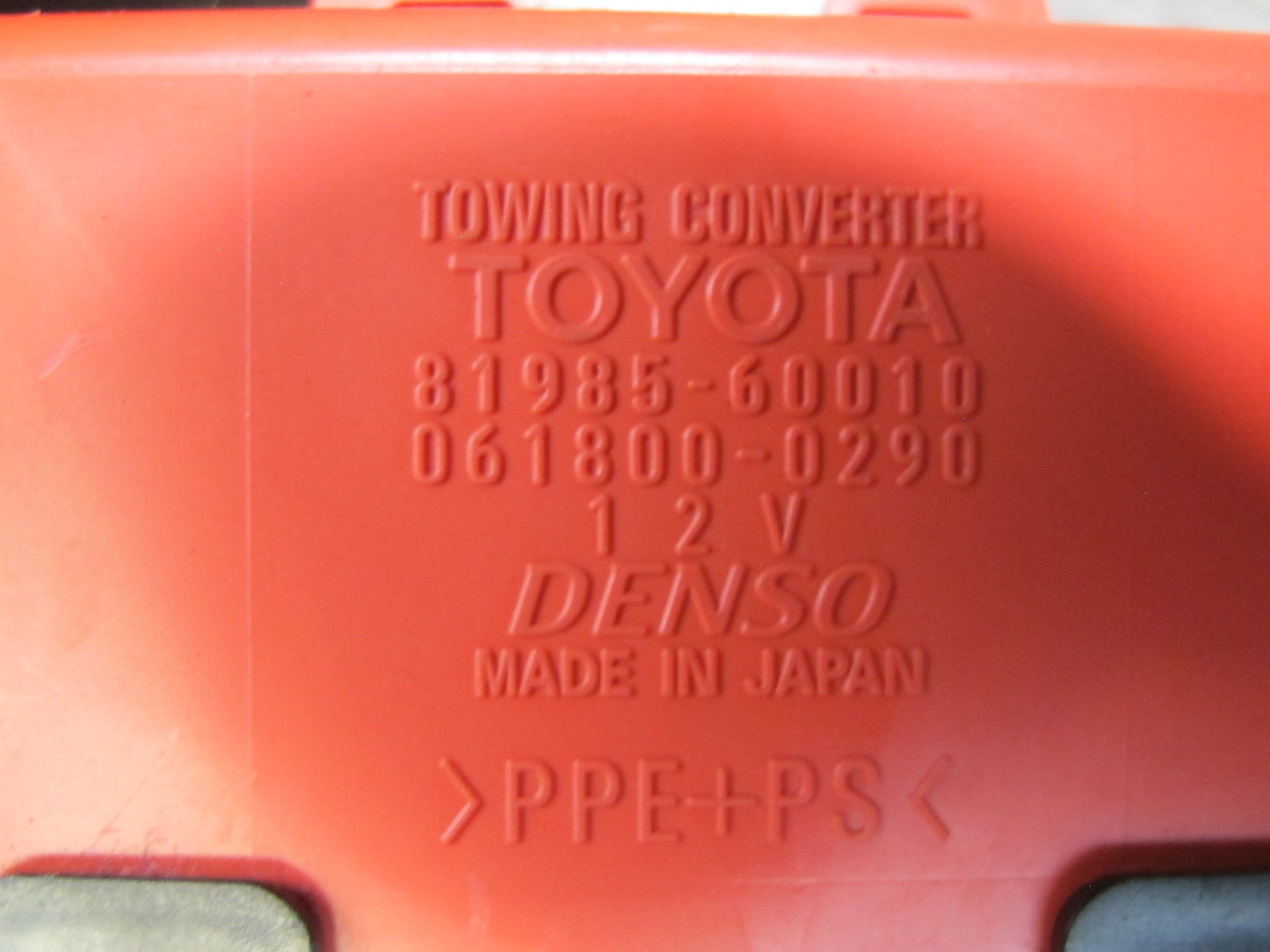 2003-2007 Lexus UZJ100L LX470 Towing Converter Computer Control Module