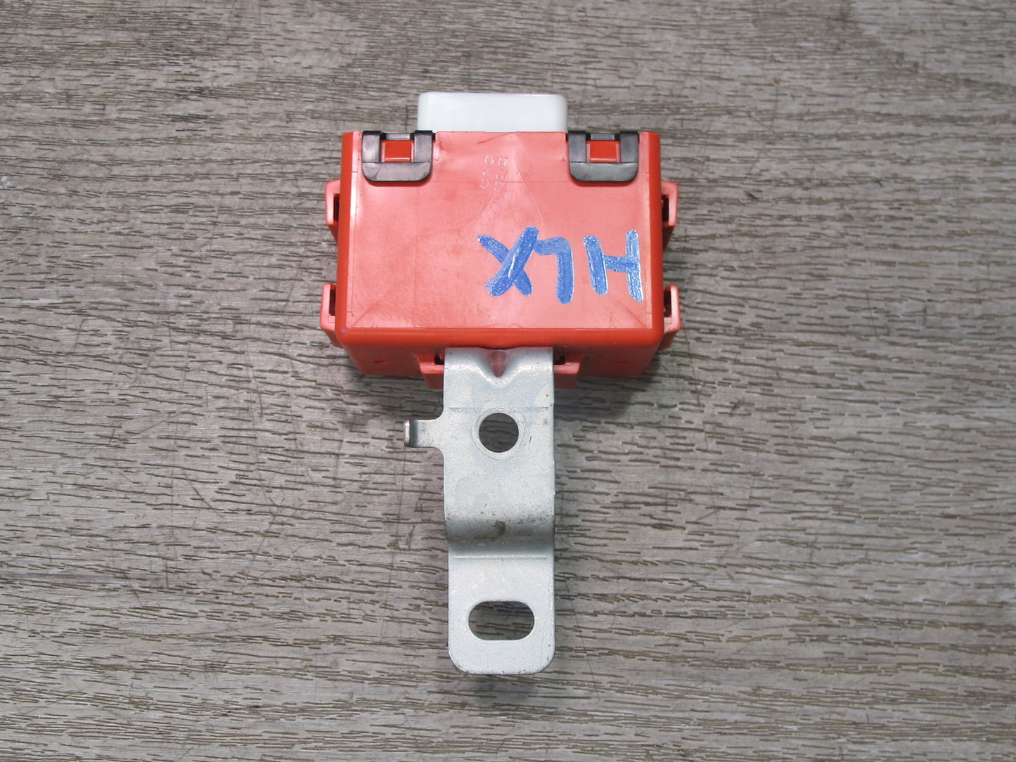 2003-2007 Lexus UZJ100L LX470 Towing Converter Computer Control Module