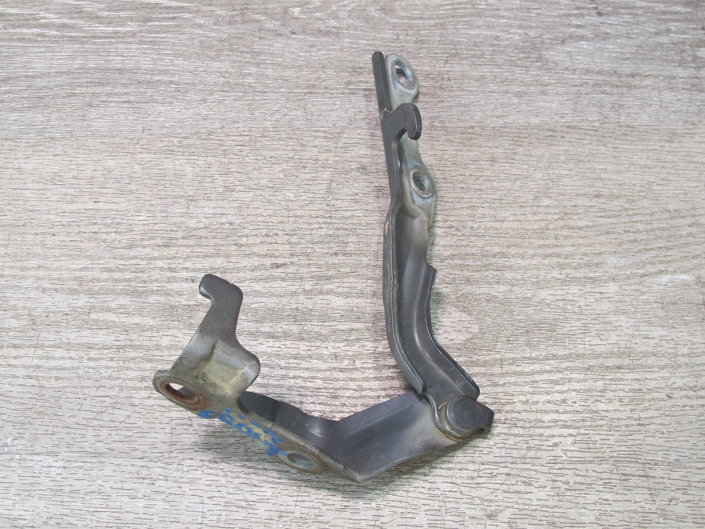 1998-2007 Lexus UZJ100L LX470 Front Left & Right Side Hood Hinge Set of 2