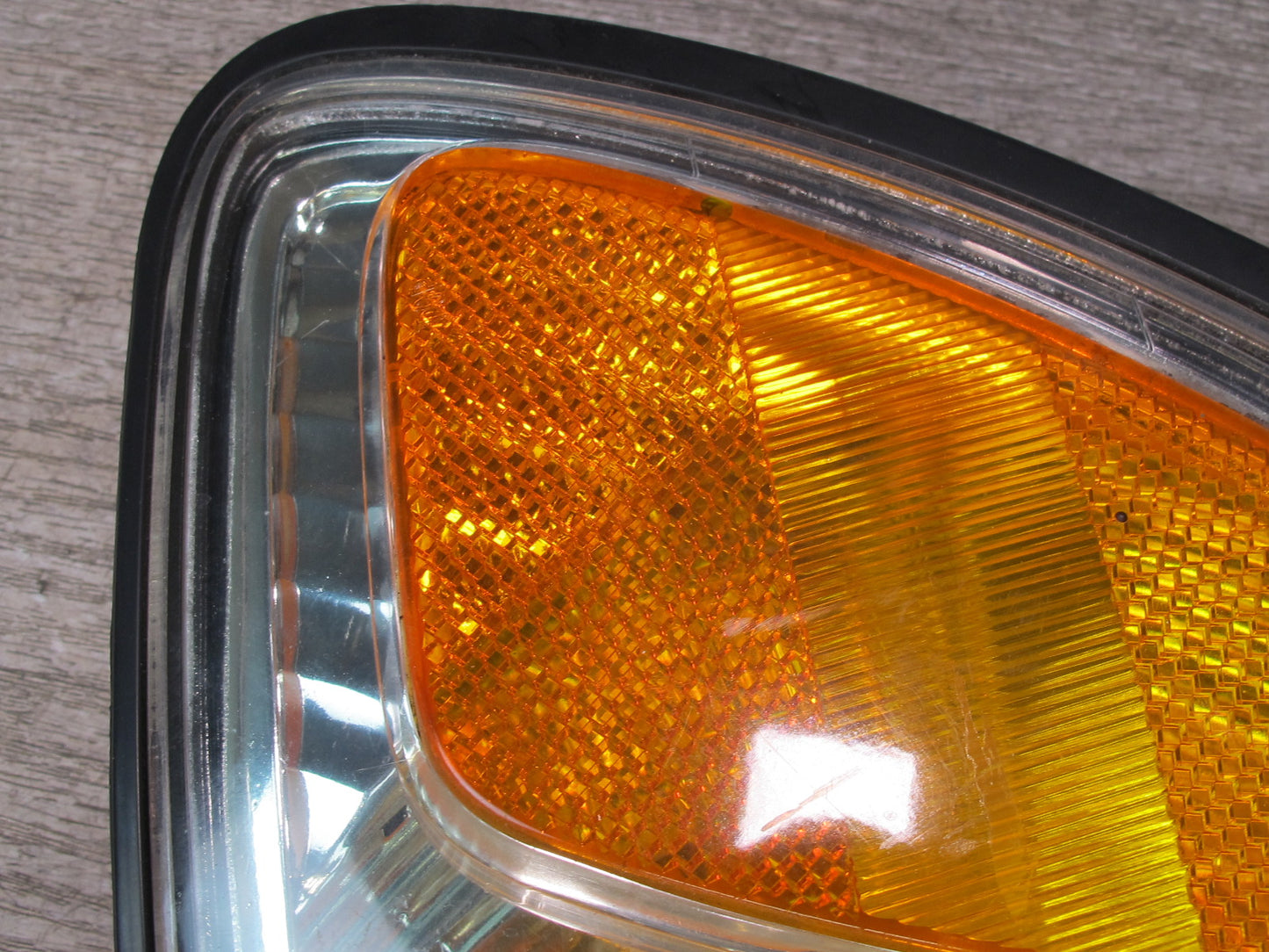 2003-2007 Lexus UZJ100L LX470 Left Driver Side Turn Signal Light Corner Lamp