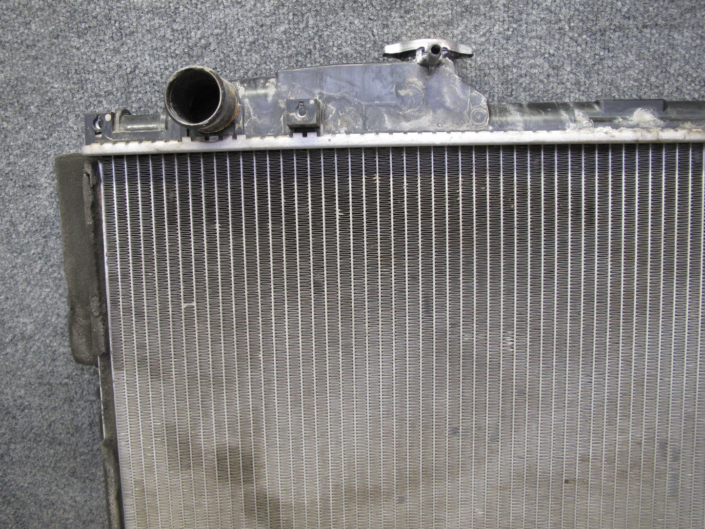 01-06 Lexus LS430 Engine Cooling Radiator OEM