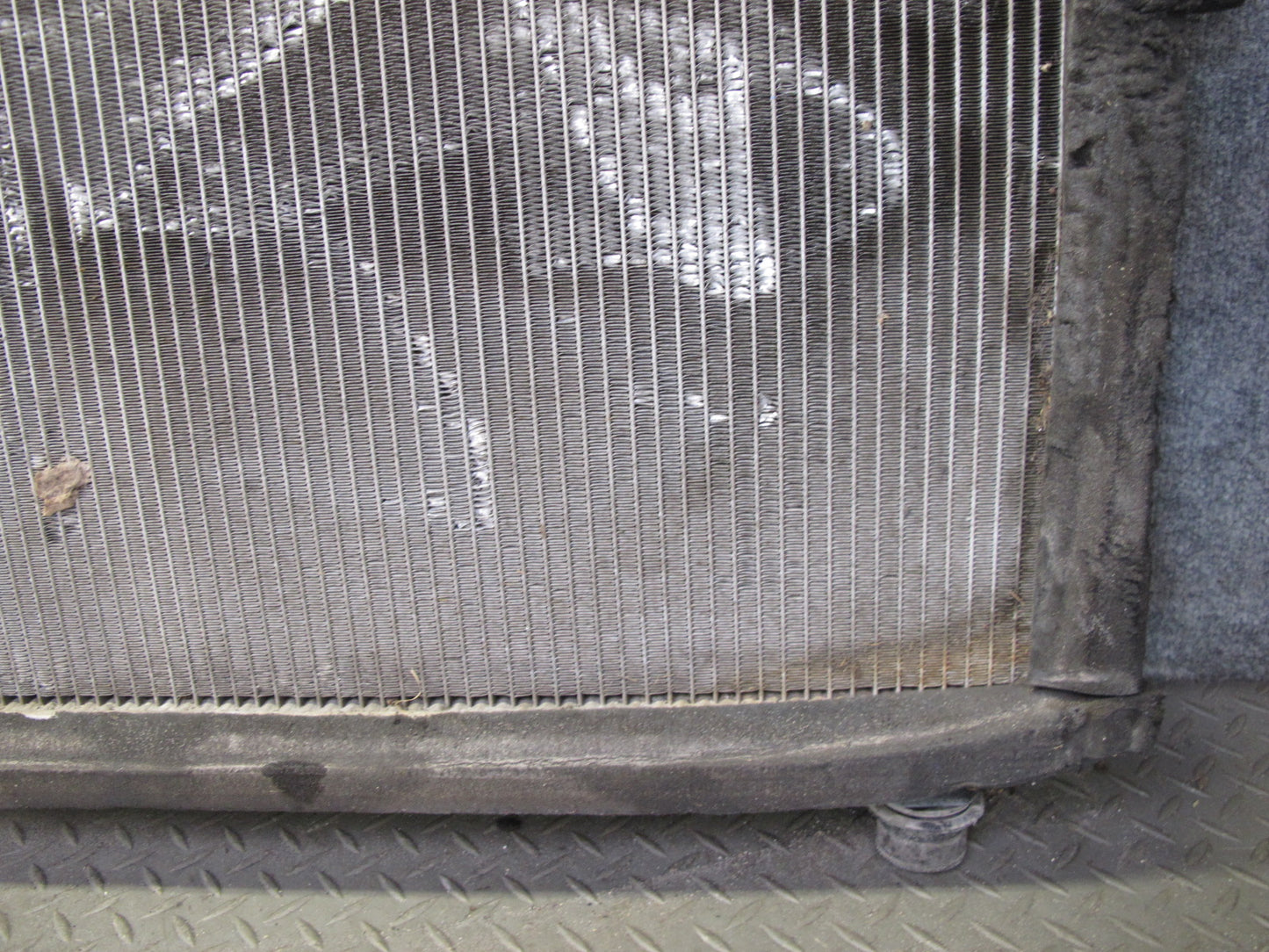 01-06 Lexus LS430 Engine Cooling Radiator OEM