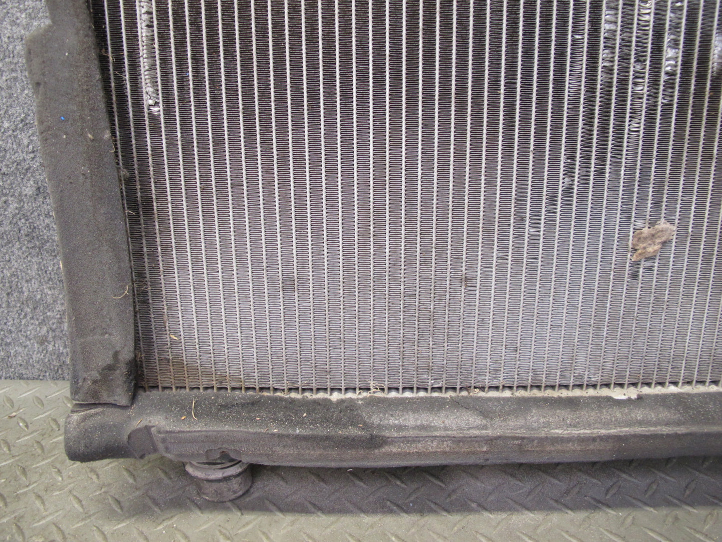 01-06 Lexus LS430 Engine Cooling Radiator OEM