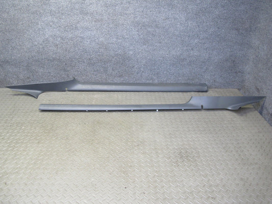 06-09 VW R32 GTI Rabbit MK5 2-DR Set of 2 Front Door Scuff Sill Plate Trim OEM