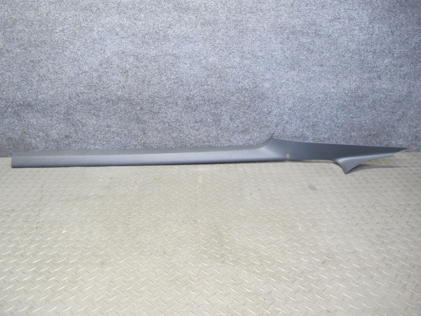 06-09 VW R32 GTI Rabbit MK5 2-DR Set of 2 Front Door Scuff Sill Plate Trim OEM