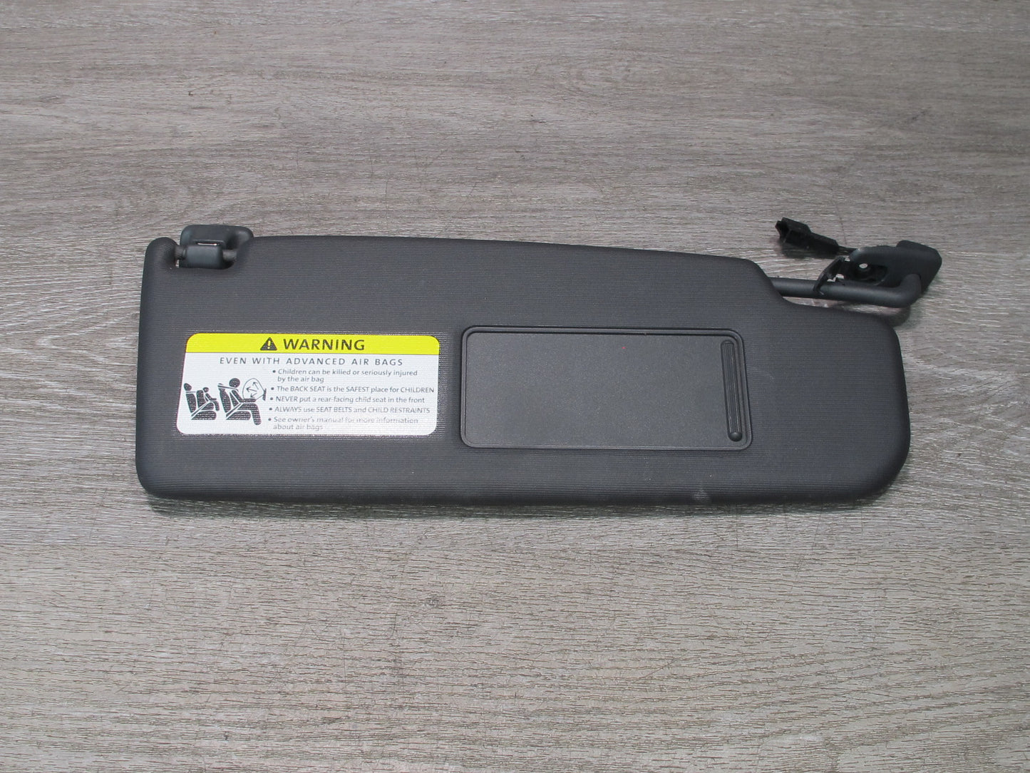 05-09 VW Golf R32 GTI Rabbit Jetta Front Left & Right Sun Visor Set Black OEM