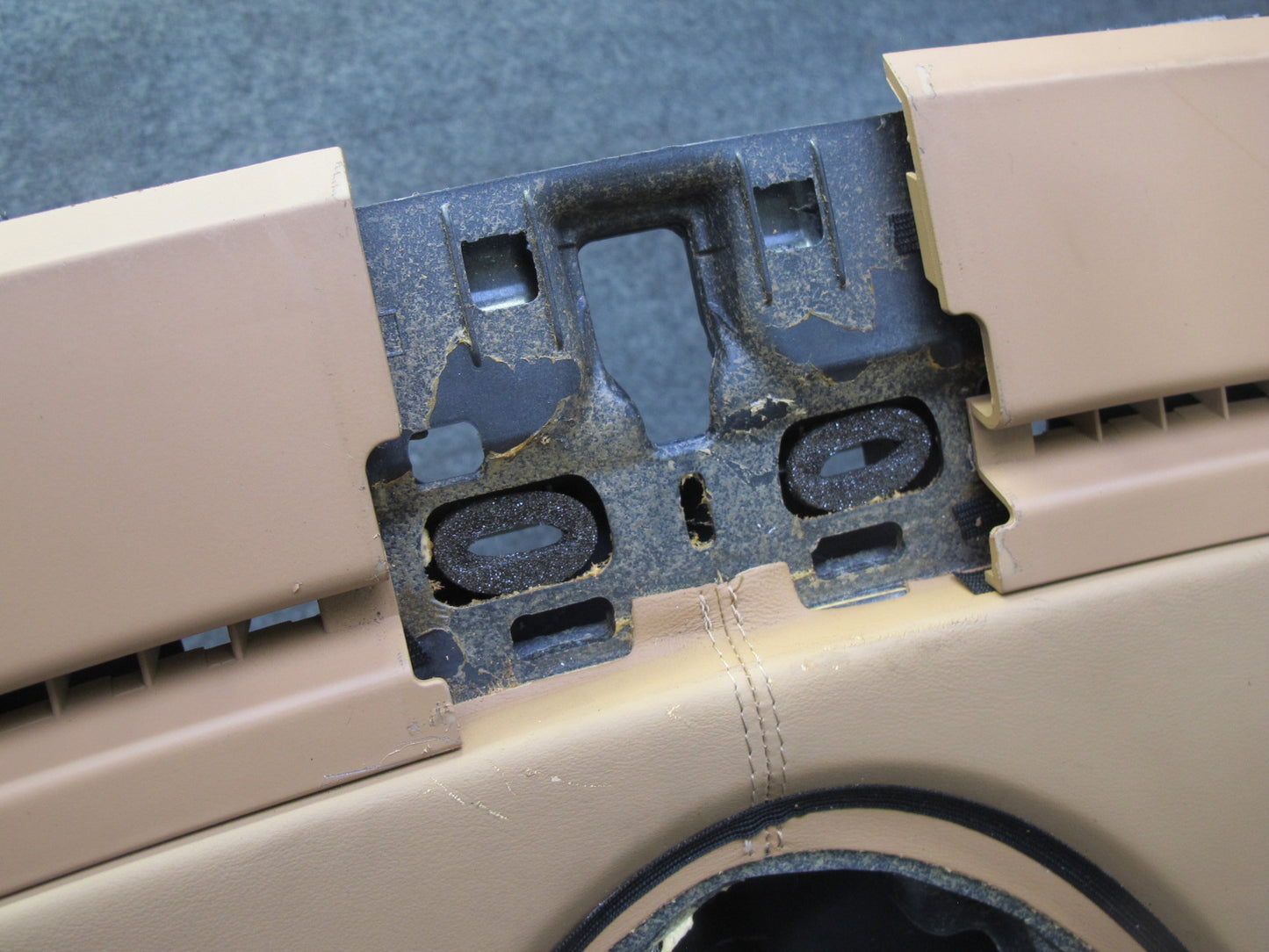 2007-2010 Porsche Cayenne 957 Dashboard Dash Instrument Panel Cover Sand Beige
