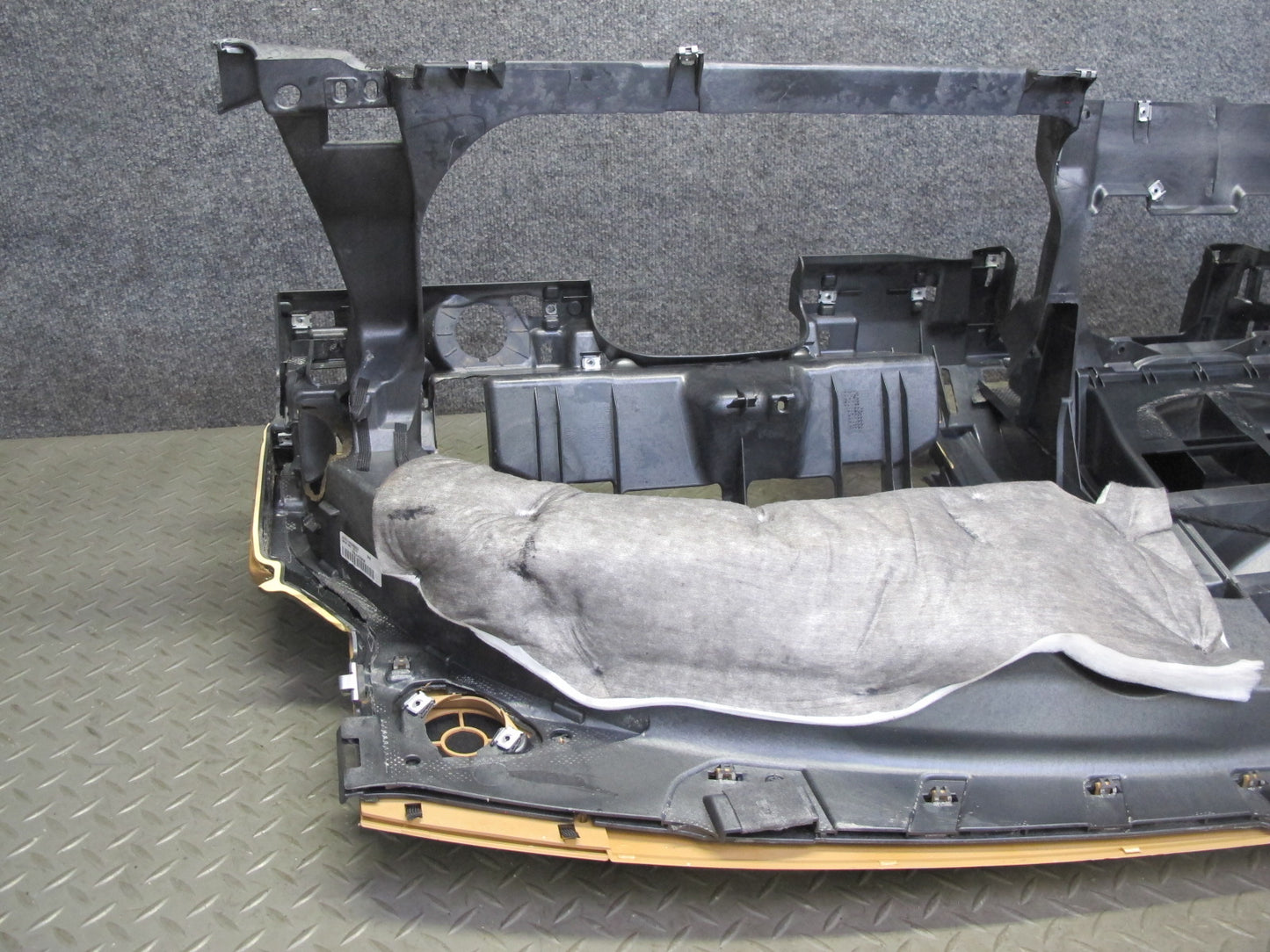 2007-2010 Porsche Cayenne 957 Dashboard Dash Instrument Panel Cover Sand Beige