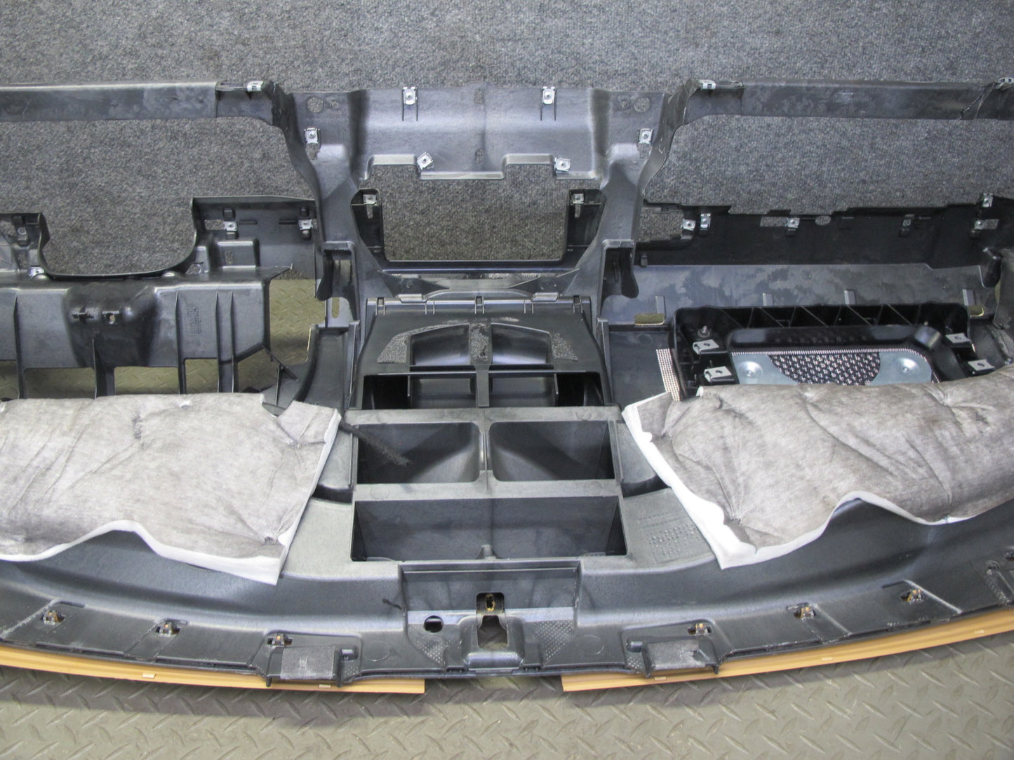 2007-2010 Porsche Cayenne 957 Dashboard Dash Instrument Panel Cover Sand Beige