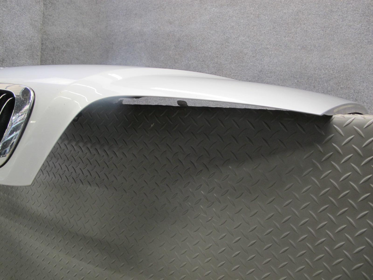 01-03 BMW E46 330ci Coupe Convert Hood Bonnet Shell Cover Panel Titan Silver OEM