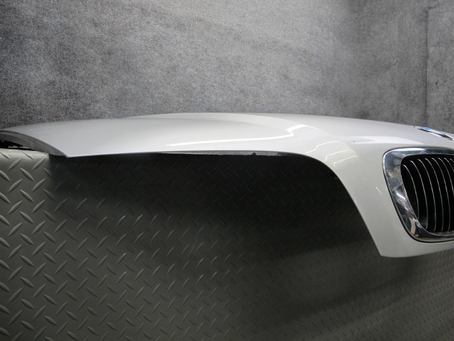 01-03 BMW E46 330ci Coupe Convert Hood Bonnet Shell Cover Panel Titan Silver OEM