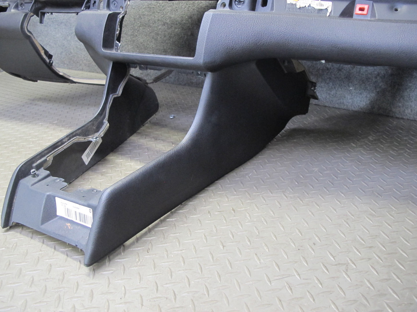 01-06 BMW E46 330ci 3-SERIES Front Dash Dashboard Trim Panel Assembly Black OEM